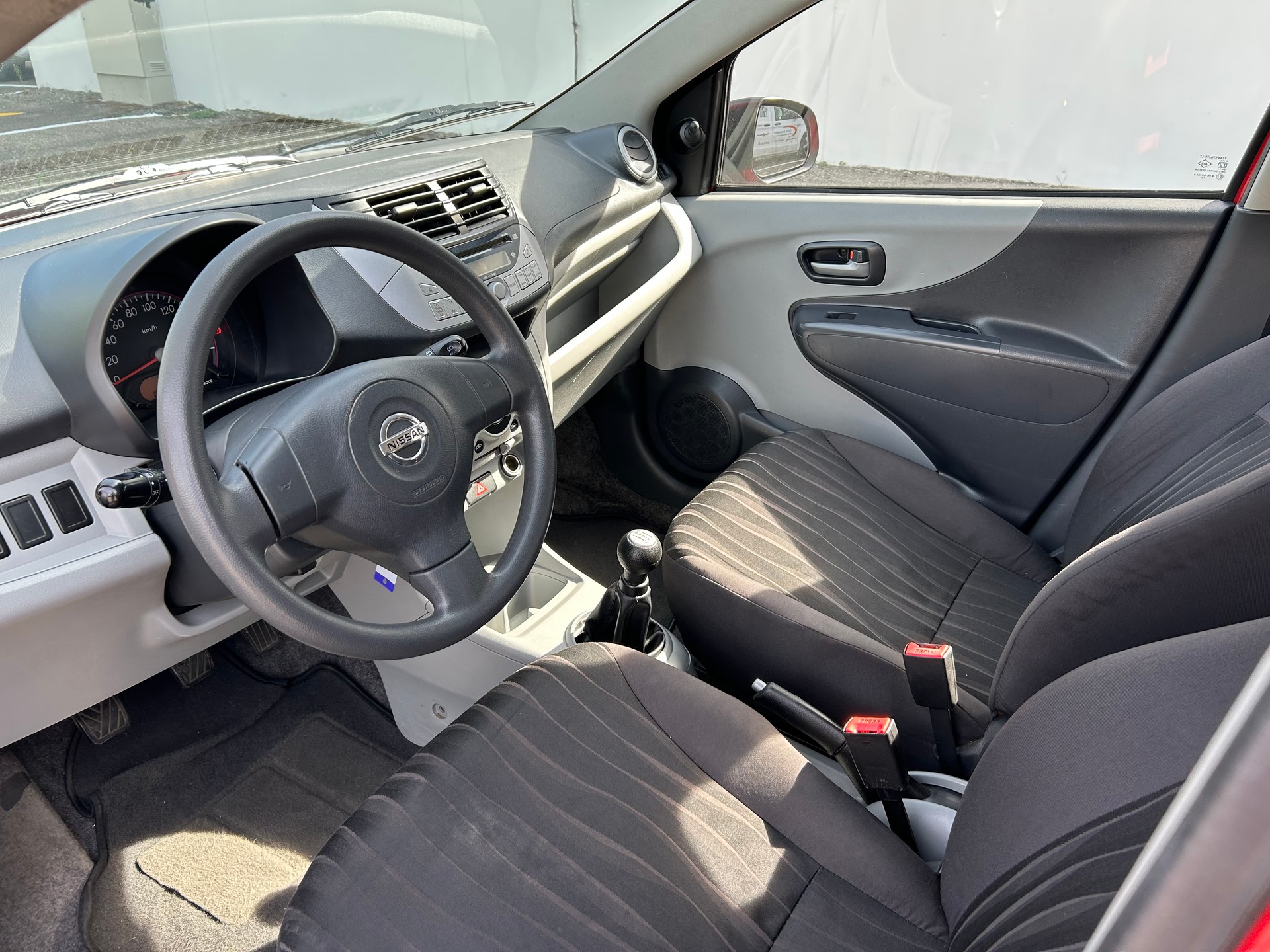 NISSAN PIXO-image-5