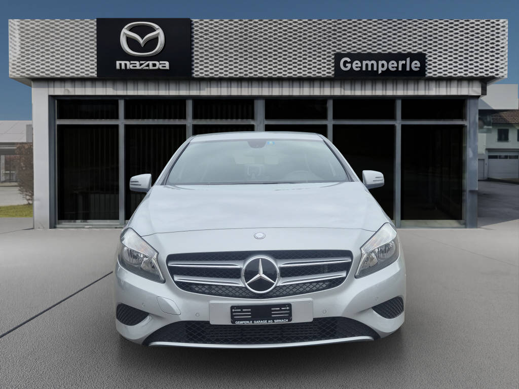 MERCEDES-BENZ A 200 Style-image-7
