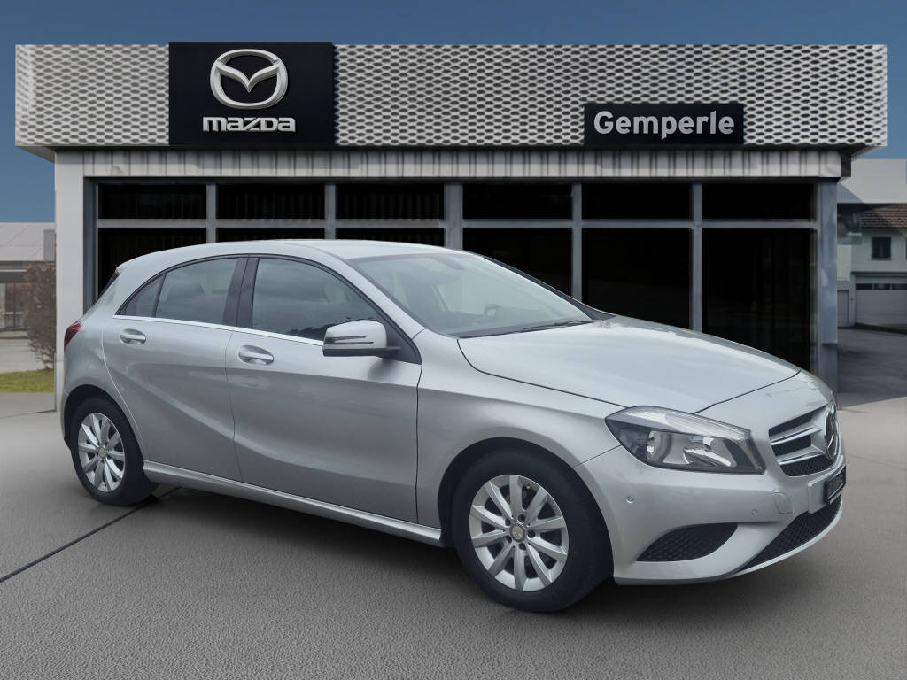 MERCEDES-BENZ A 200 Style-image-6