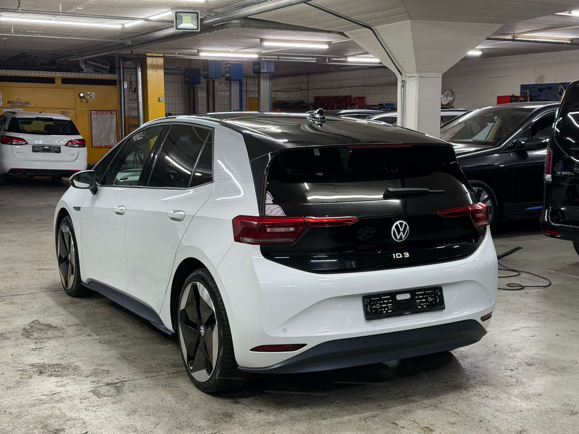 VW ID.3 Pro Performance 58kWh 1ST Max-image-4