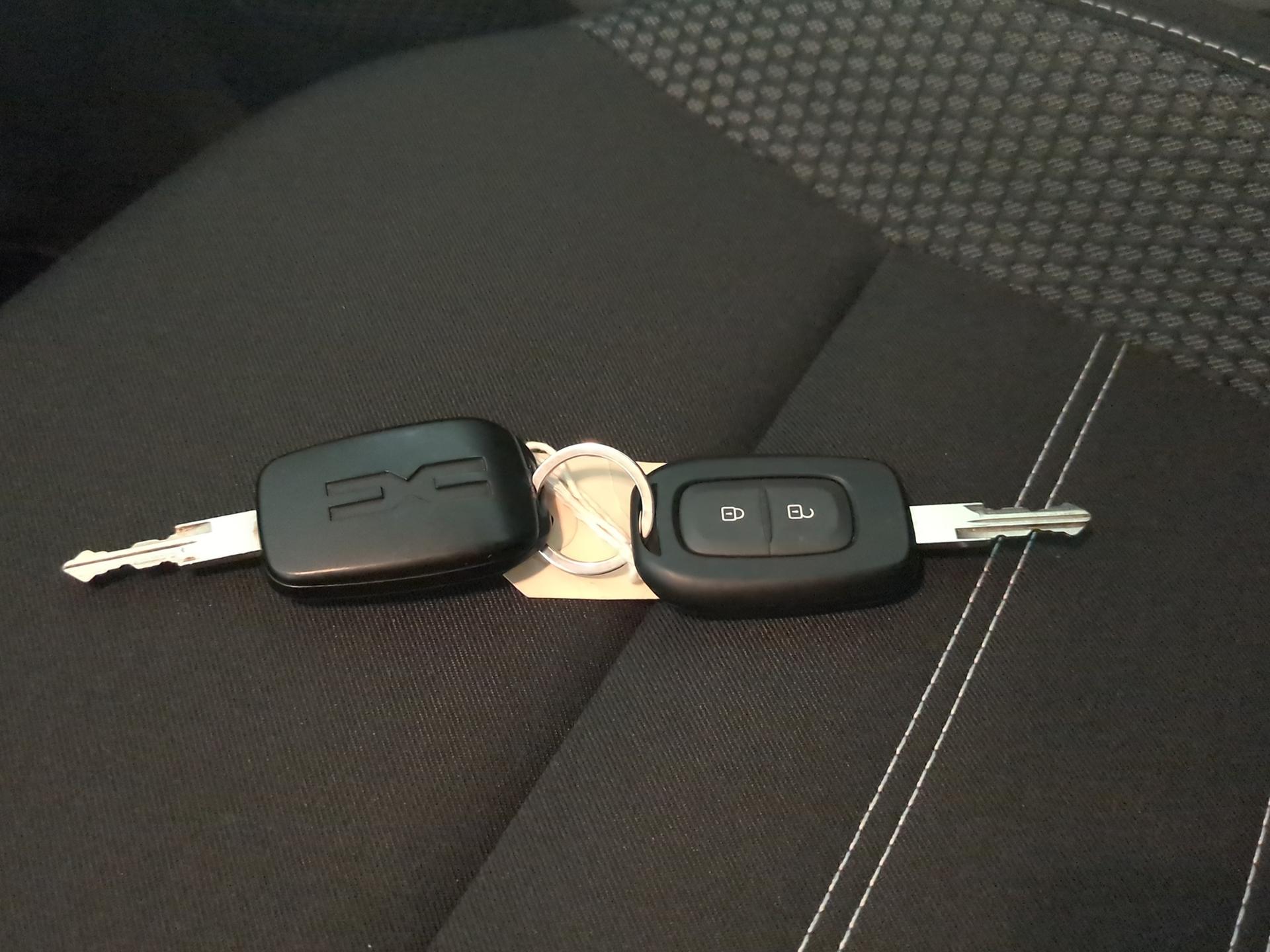DACIA Duster TCe 150 Journey EDC 4x2-image-26