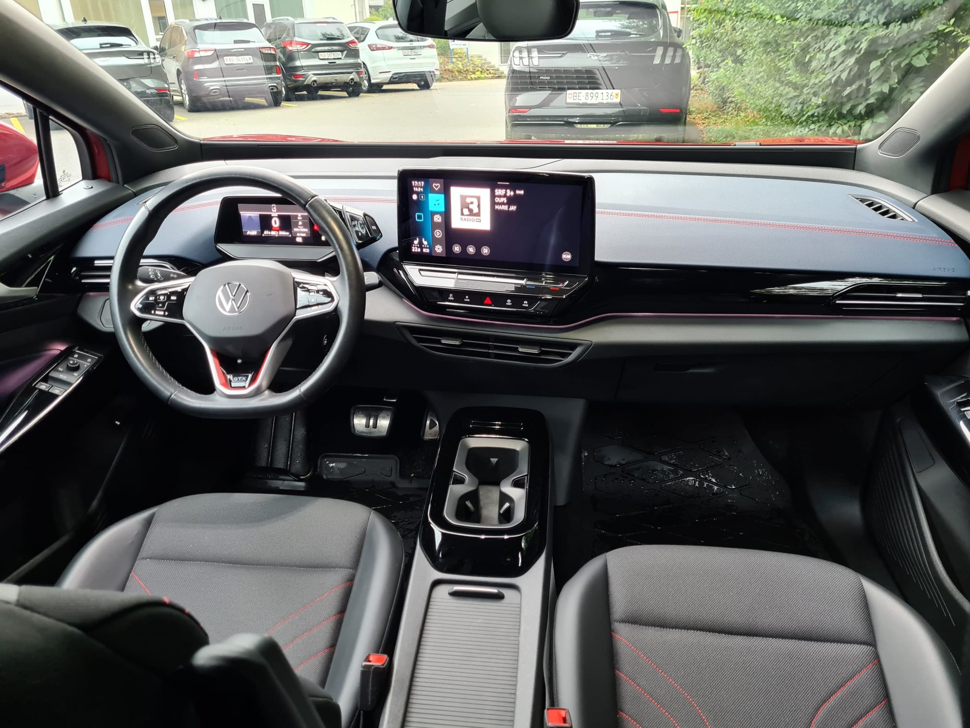VW ID.5 GTX 77 kWh 4motion 4x4 AWD 299 PS Automat-image-4