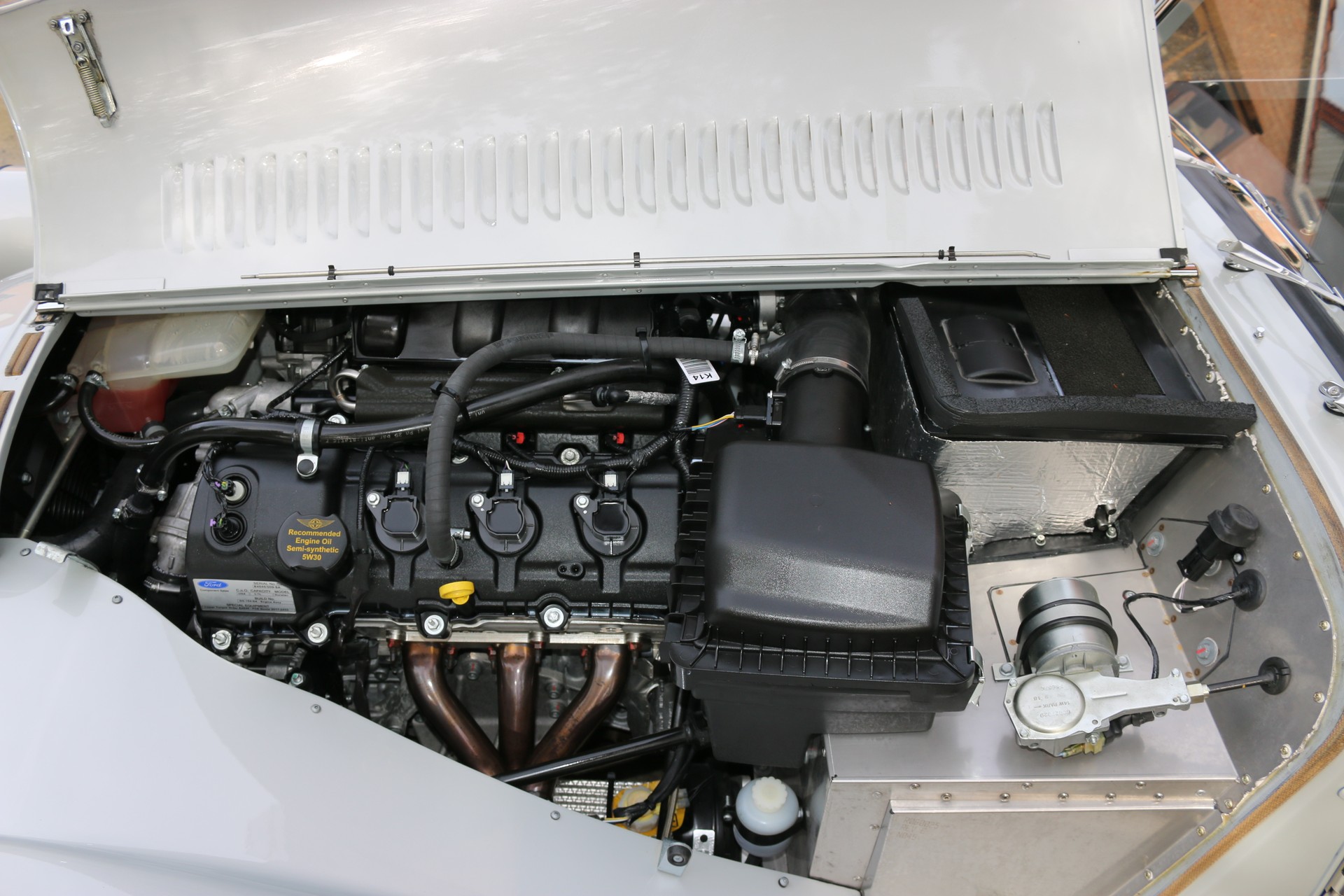 MORGAN Roadster 3.7 110th-image-11