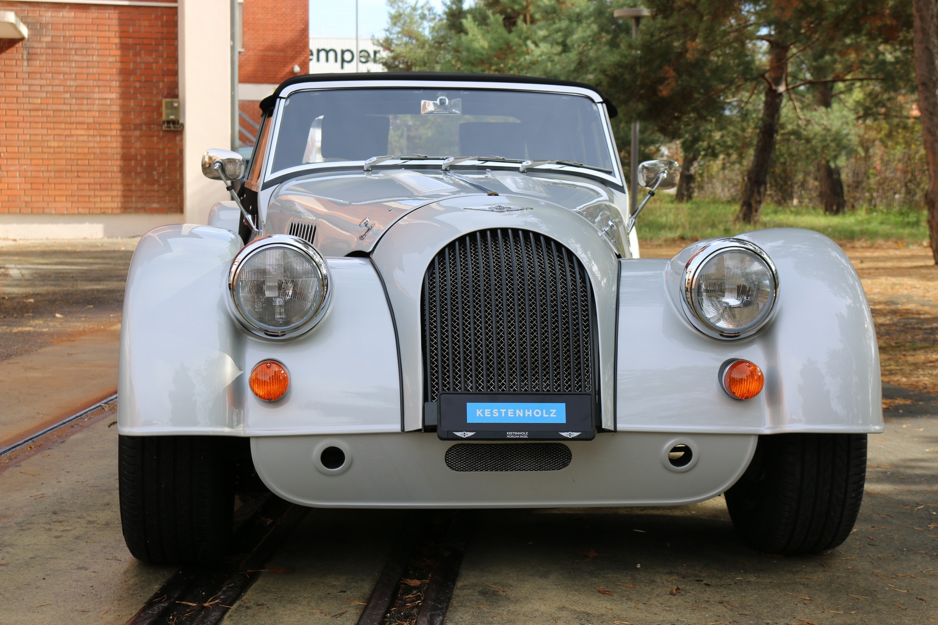 MORGAN Roadster 3.7 110th-image-1