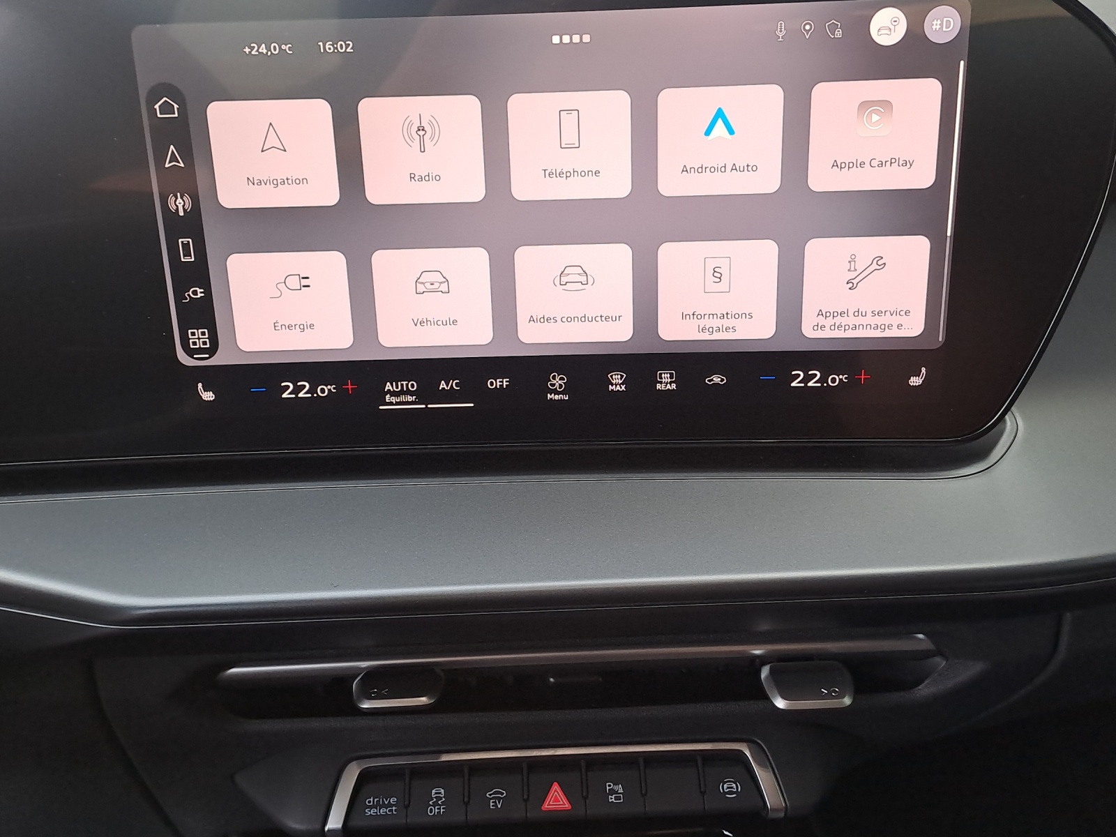 AUDI Q3 SUV e-hybrid 200 kW S tronig-image-10