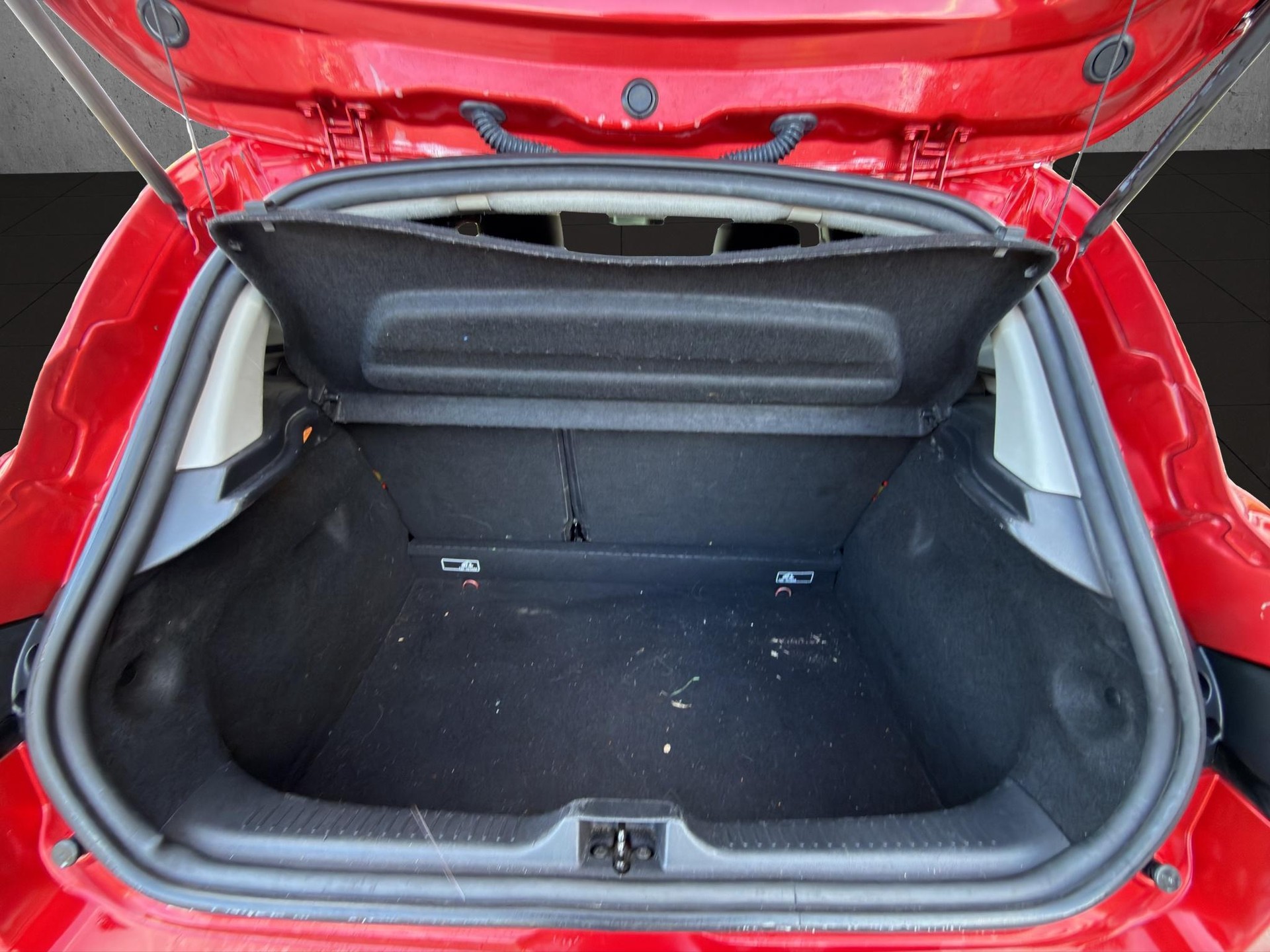 RENAULT Clio 1.2 TCe 120 Swiss Edition S/S-image-11
