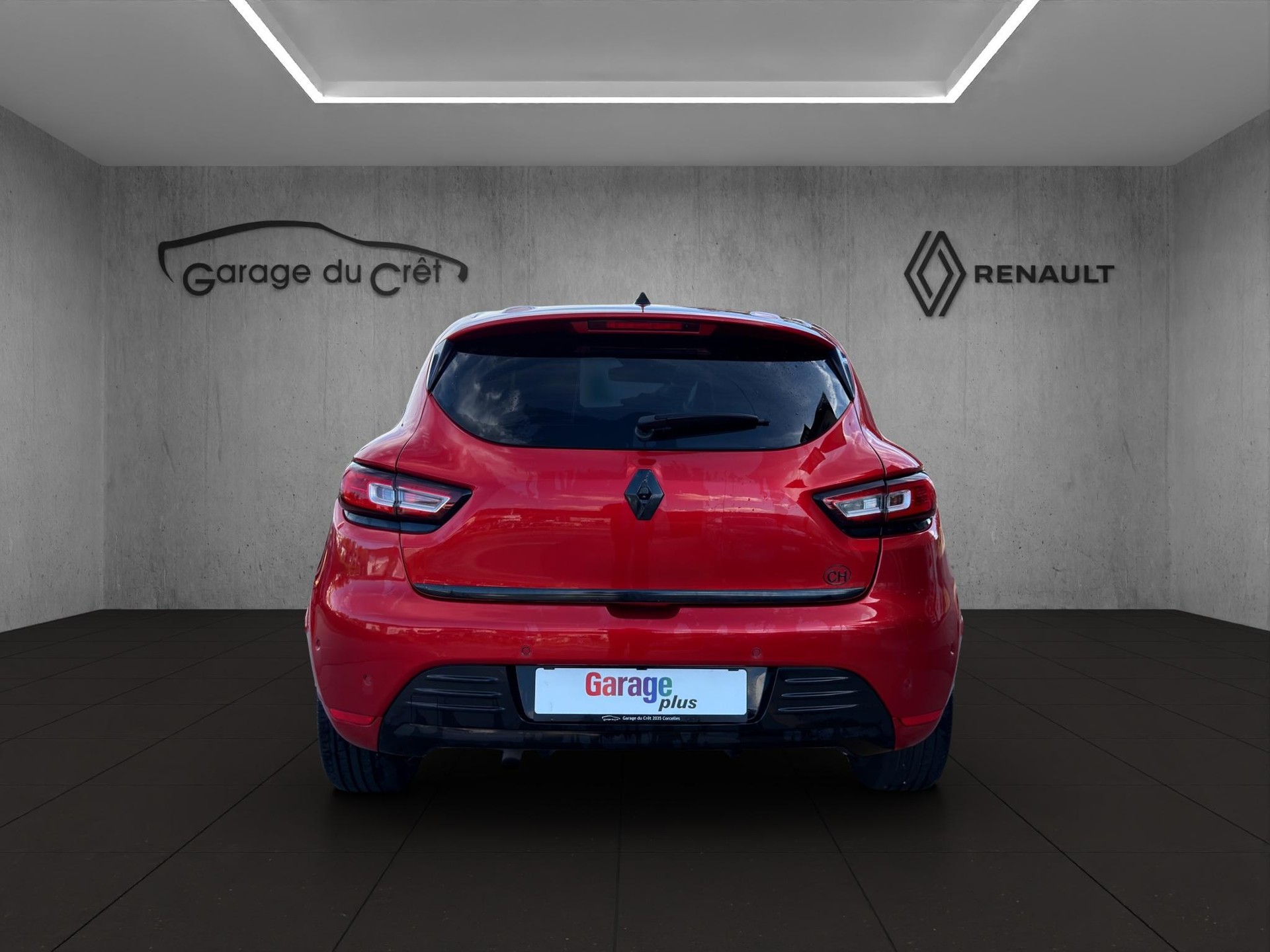 RENAULT Clio 1.2 TCe 120 Swiss Edition S/S-showroom-element-3