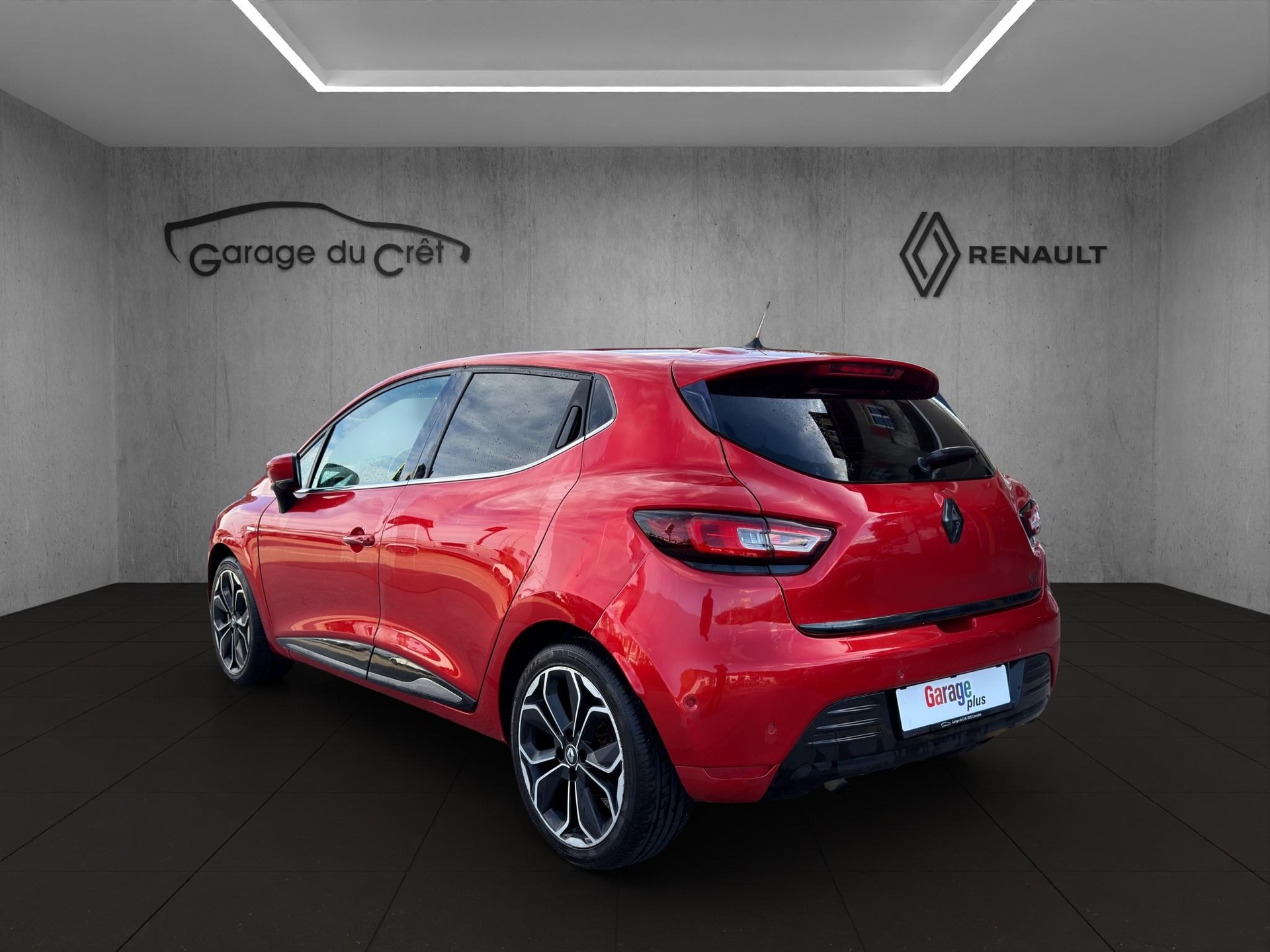 RENAULT Clio 1.2 TCe 120 Swiss Edition S/S-showroom-element-2