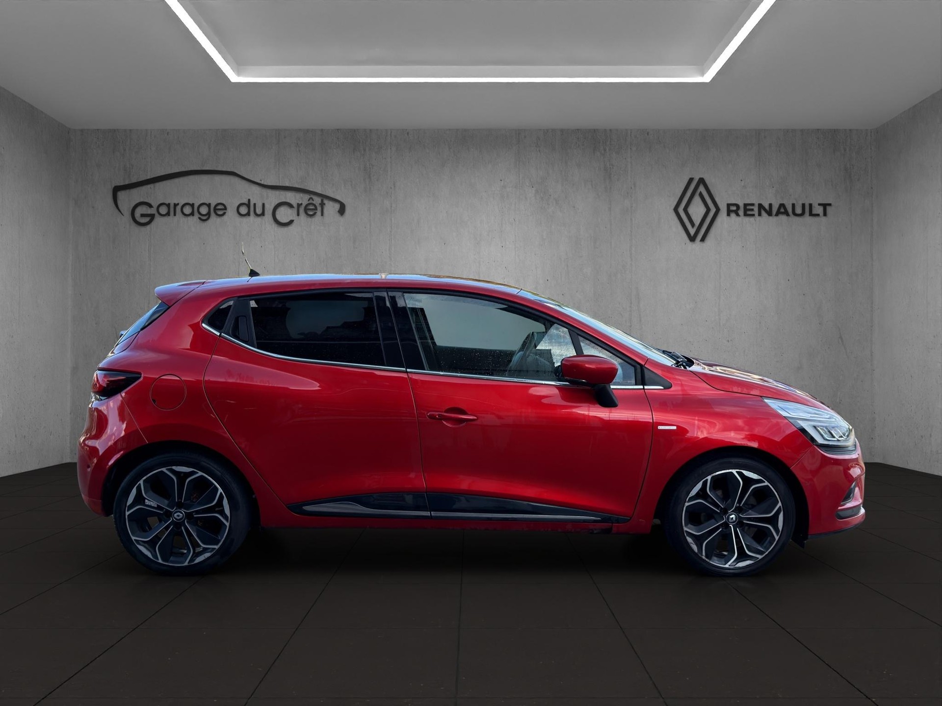 RENAULT Clio 1.2 TCe 120 Swiss Edition S/S-image-5