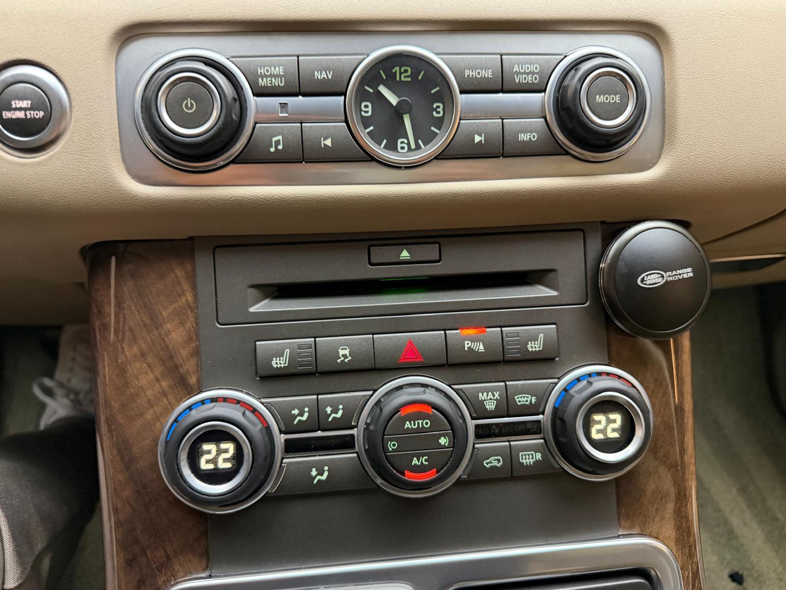 LAND ROVER Range Rover Sport 3.0 SDV6 HSE-image-24