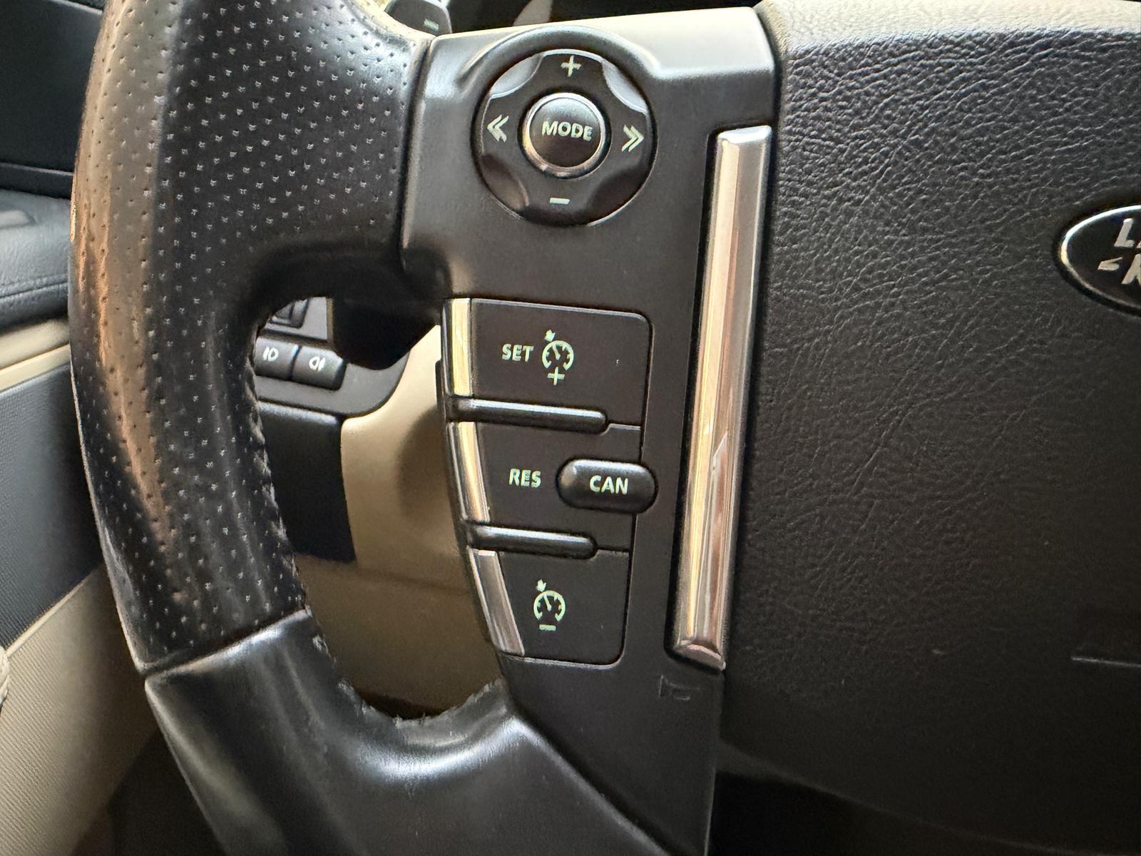 LAND ROVER Range Rover Sport 3.0 SDV6 HSE-image-25