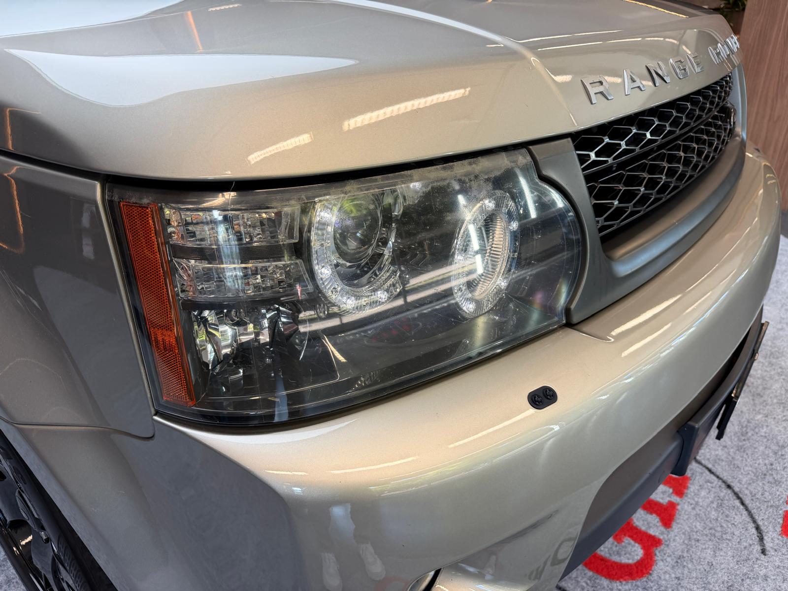LAND ROVER Range Rover Sport 3.0 SDV6 HSE-image-9