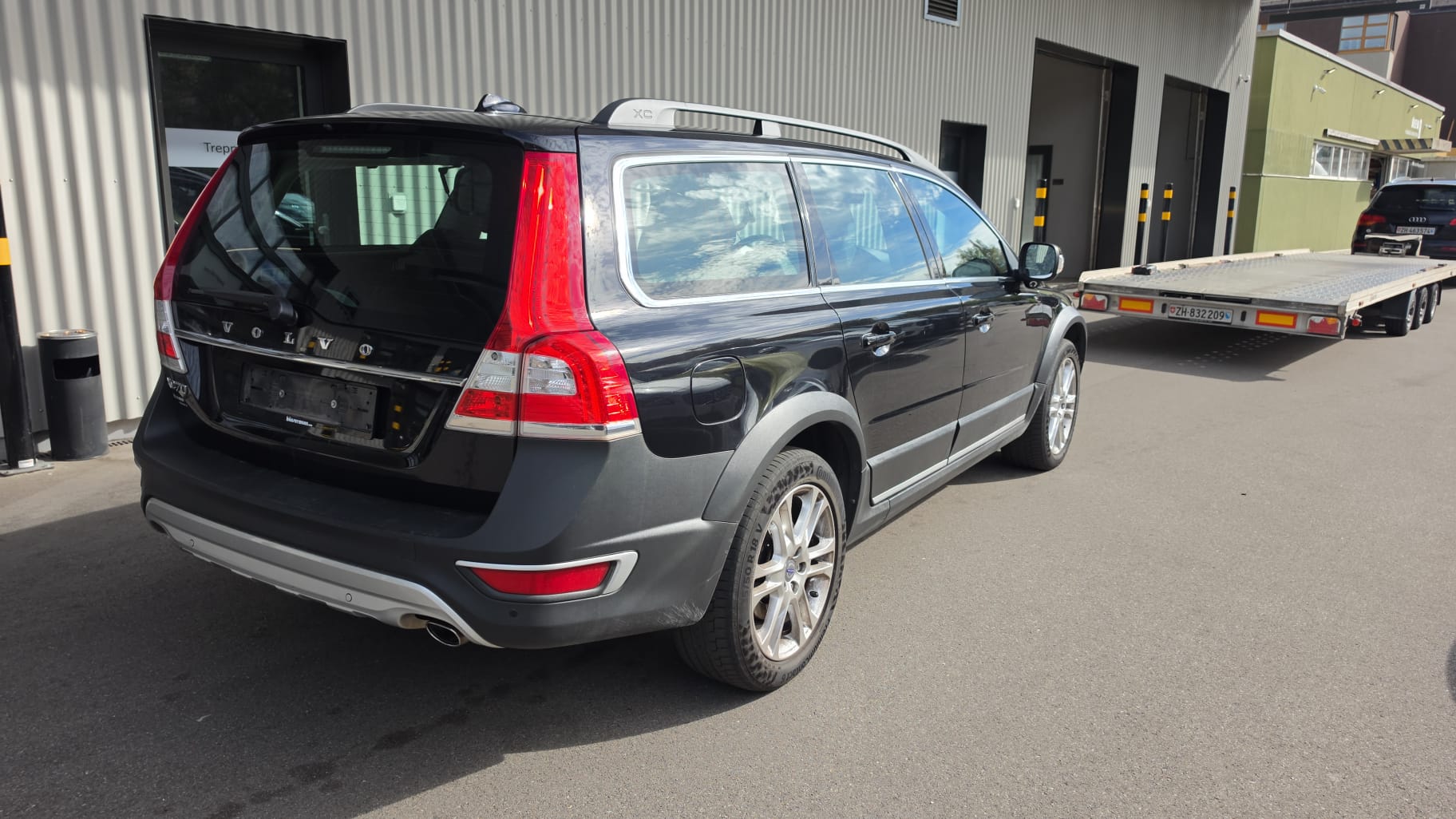 VOLVO XC70 D4 AWD Summum Geartronic-image-3