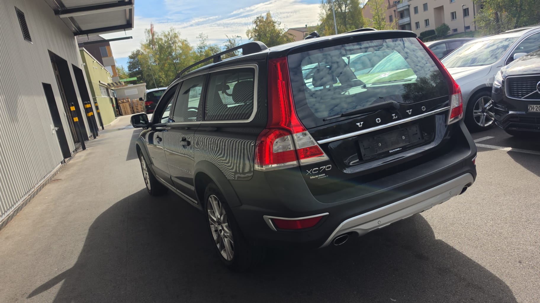 VOLVO XC70 D4 AWD Summum Geartronic-image-4