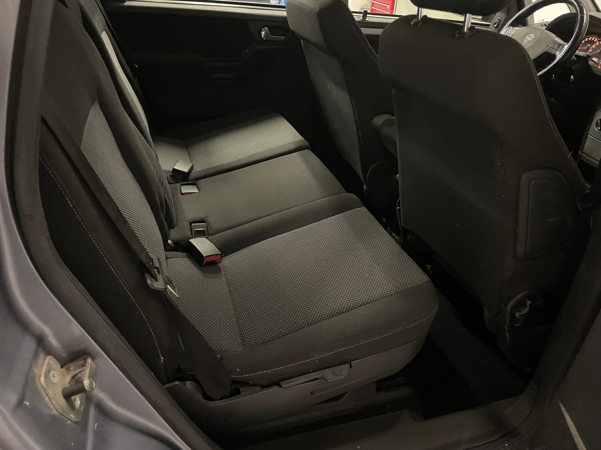 OPEL Meriva 1.6i-16 TP Cosmo-image-15