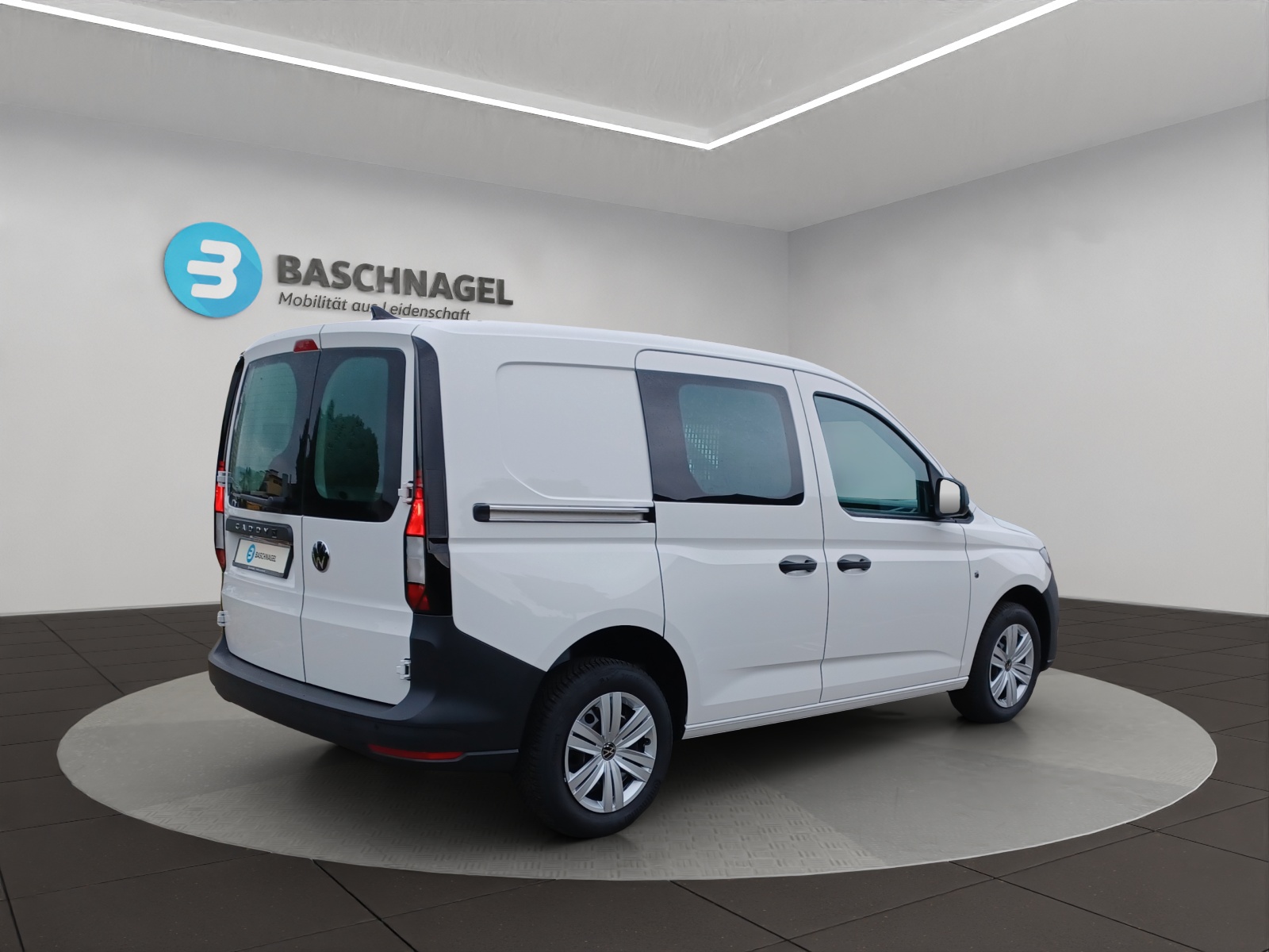 VW Caddy Cargo 1.5 TSI DSG Entry-image-4