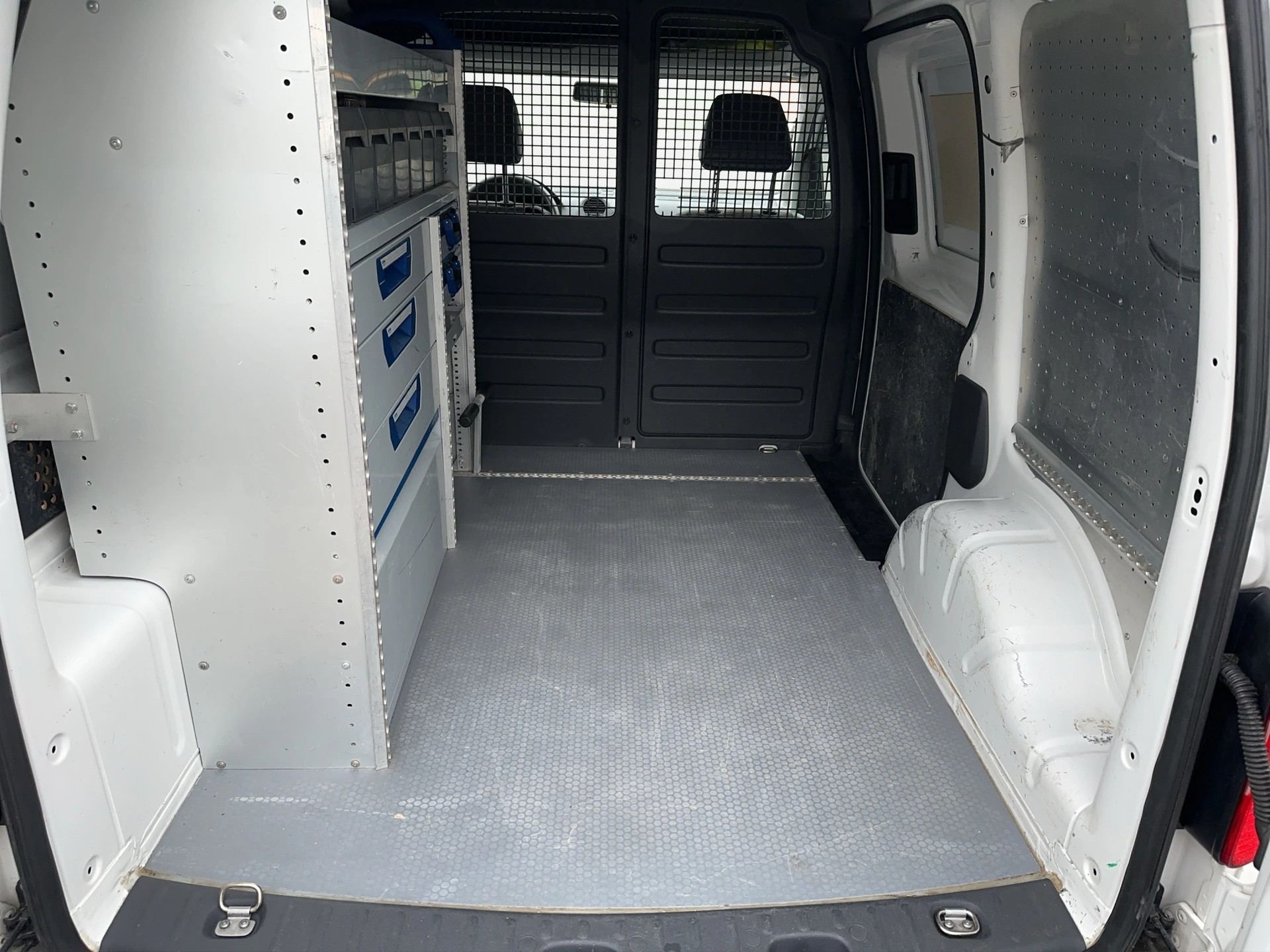 VW Caddy 2.0 EcoFuel-image-11