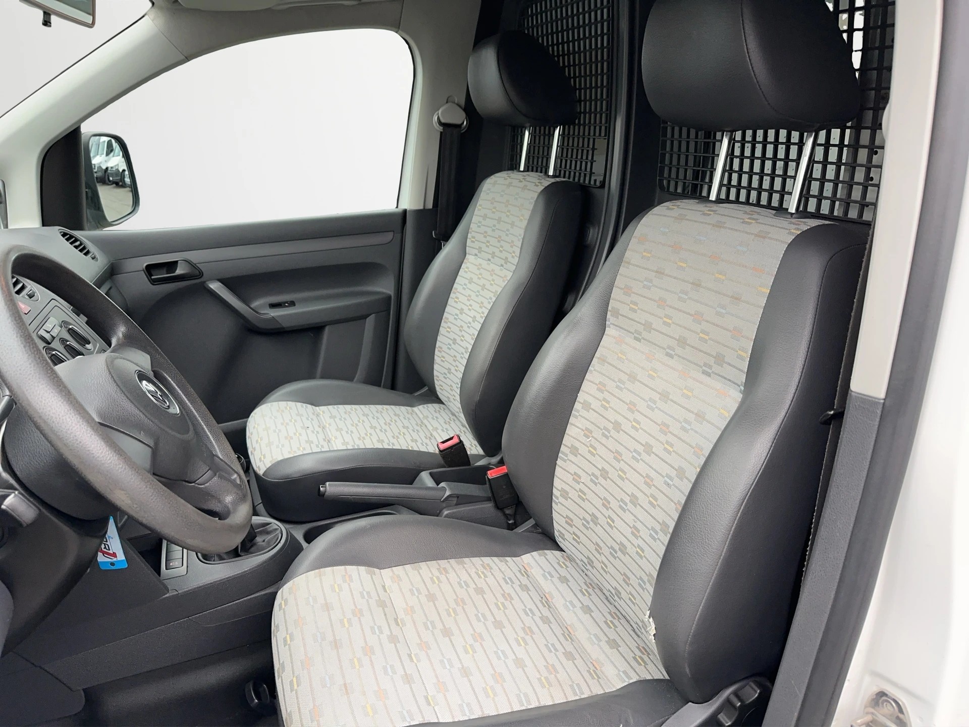 VW Caddy 2.0 EcoFuel-image-12