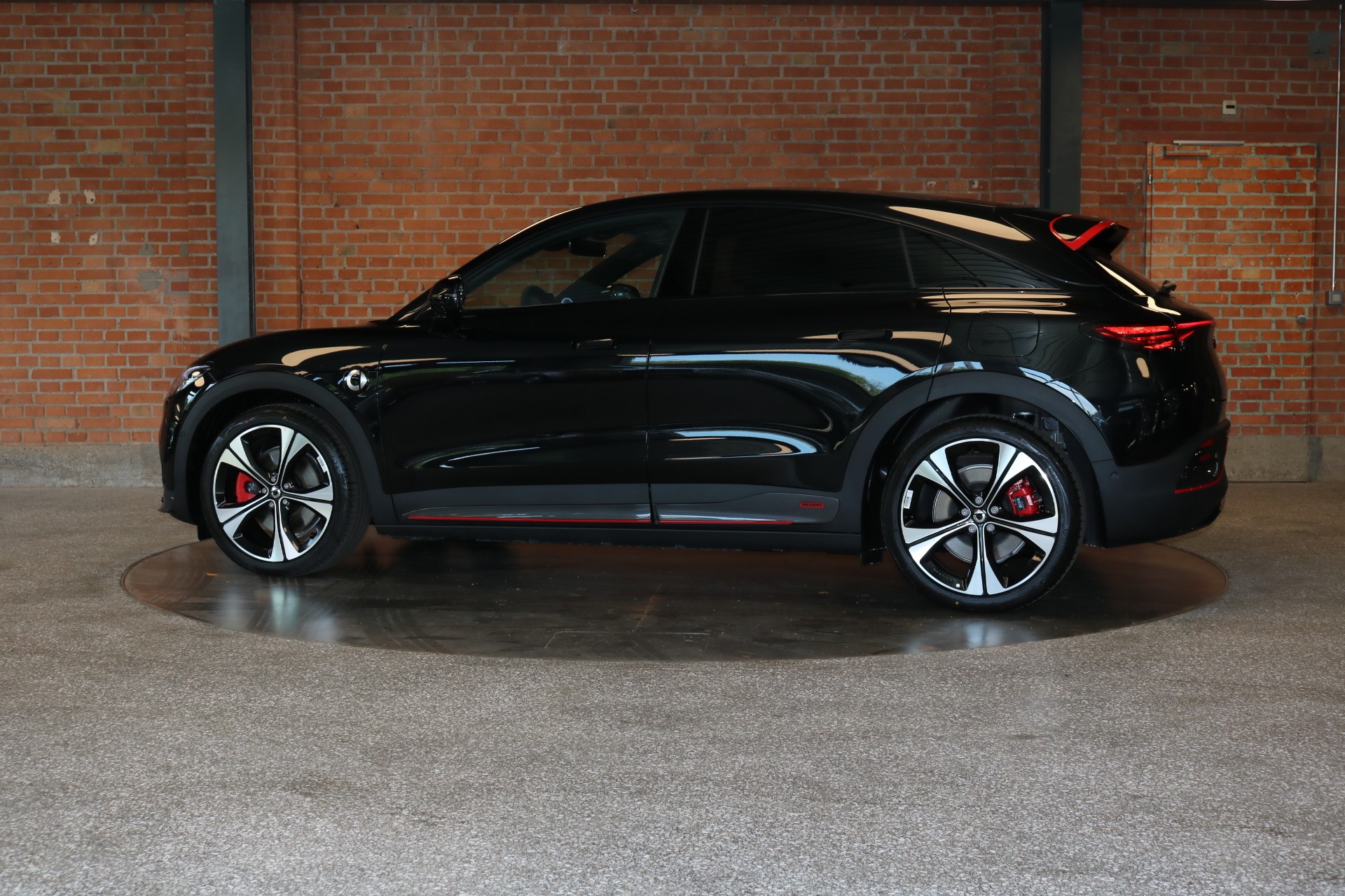 SMART #3 66kWh BRABUS 4x4, 428PS, Aktions-Leasing 0% oder Cash-Prämie CHF 4'000.-, sofort verfügbar-image-4