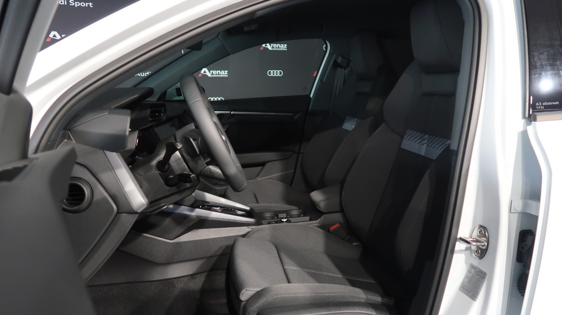 AUDI A3 allstreet 35 TFSI Attraction S-tronic-image-6