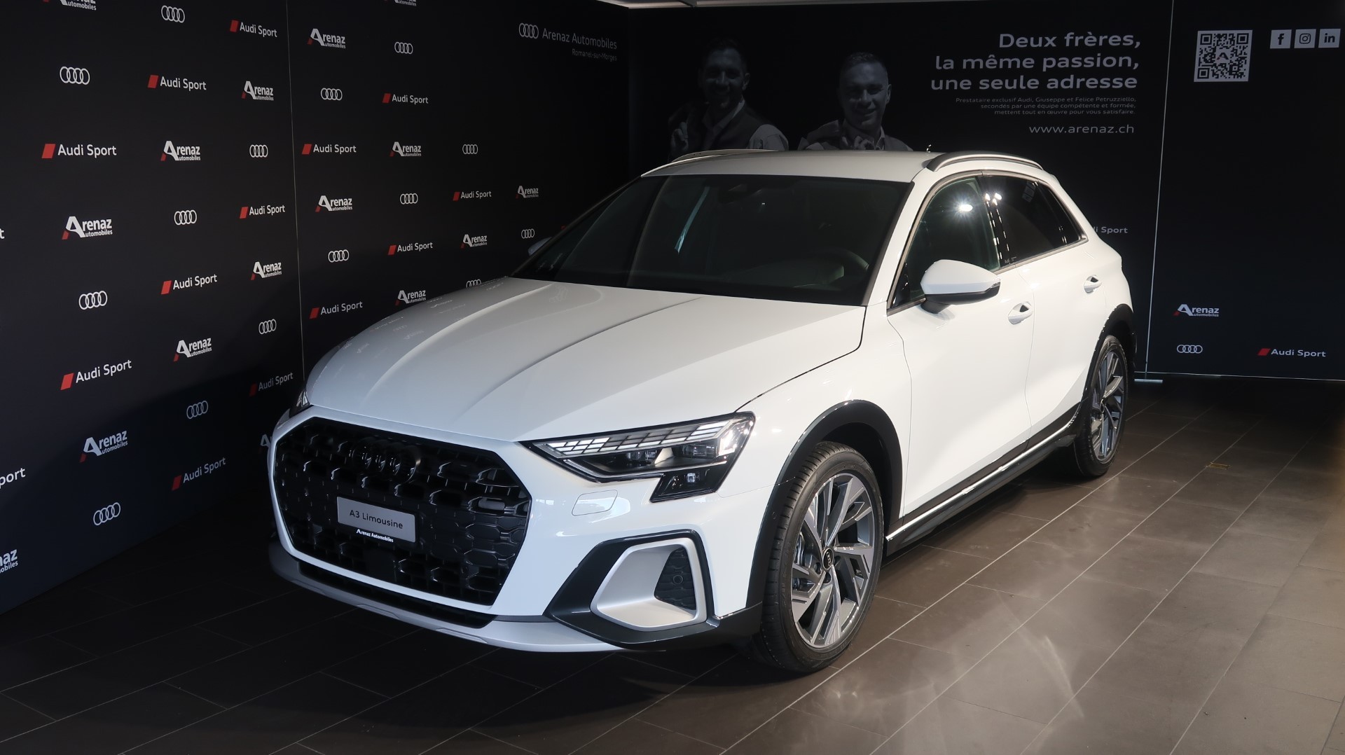 AUDI A3 allstreet 35 TFSI Attraction S-tronic-image-0