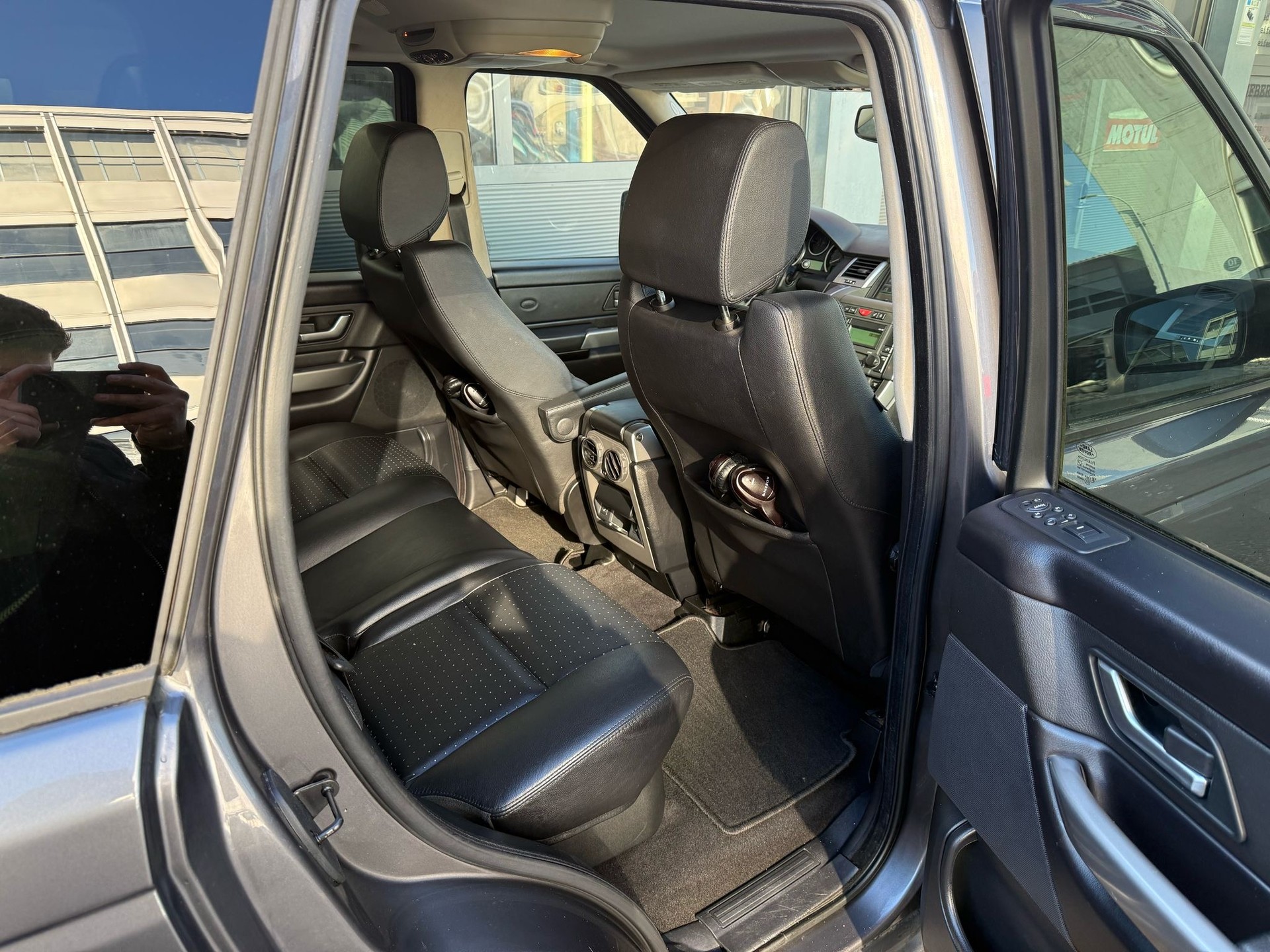 LAND ROVER Range Rover Sport 4.2 V8 SC Automatic-image-12