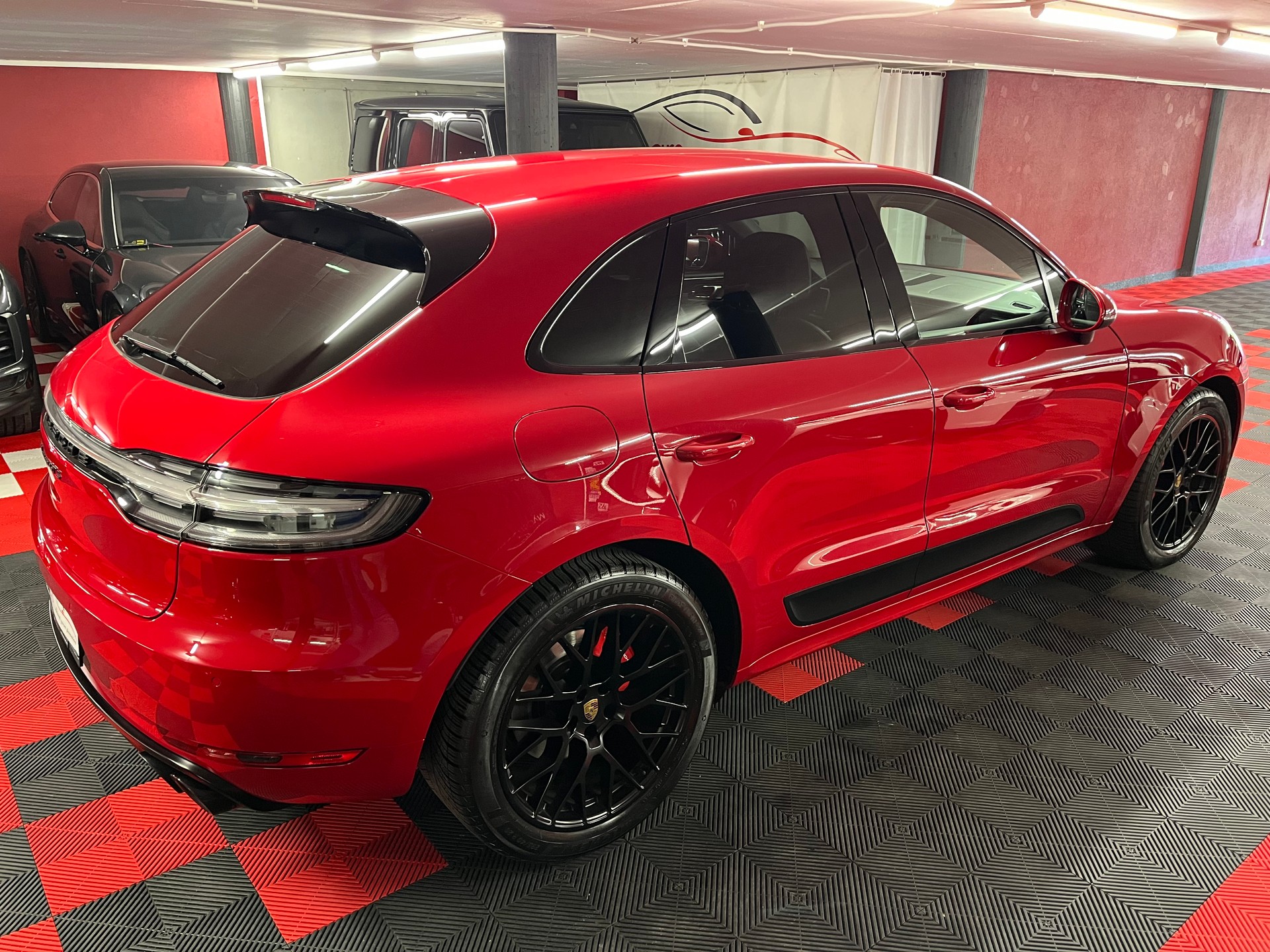 PORSCHE Macan GTS PDK-image-5