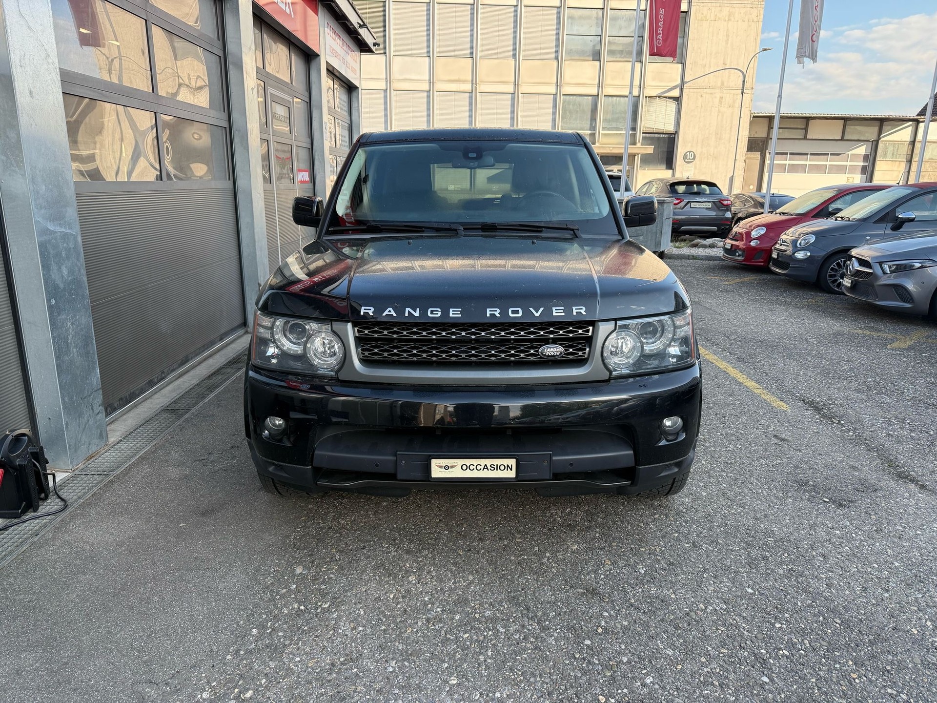 LAND ROVER Range Rover Sport 3.0 TDV6 SE Automatic-image-1