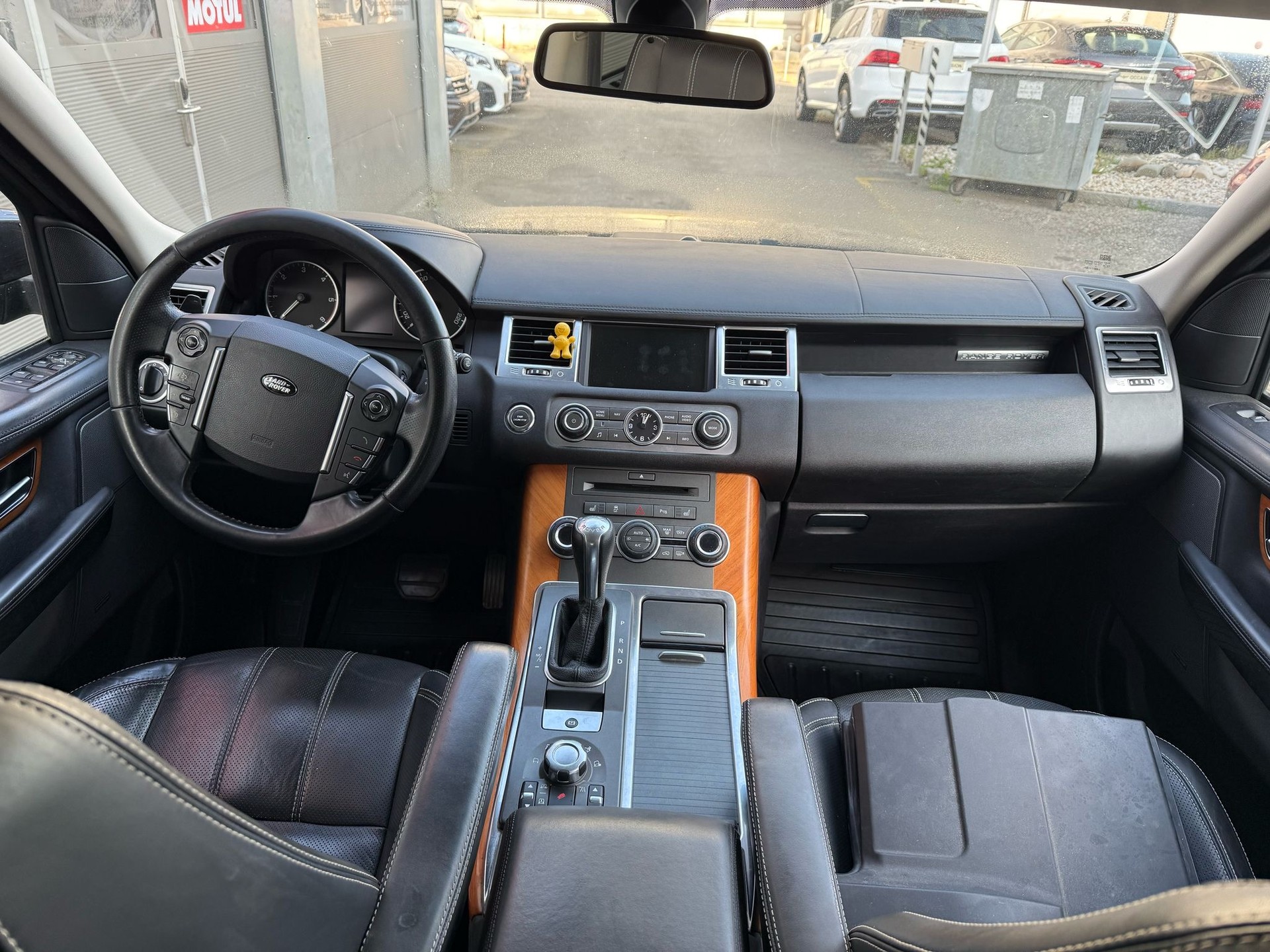 LAND ROVER Range Rover Sport 3.0 TDV6 SE Automatic-image-8