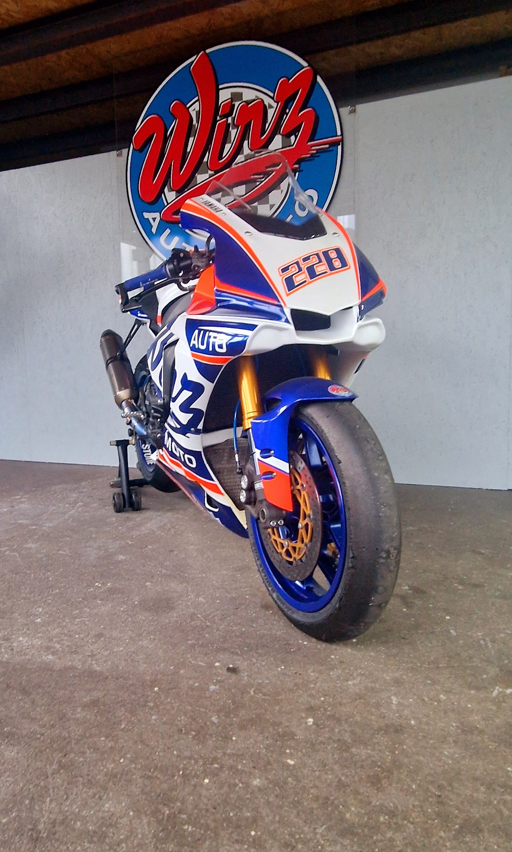 YAMAHA YZF-R1 ABS-image-2
