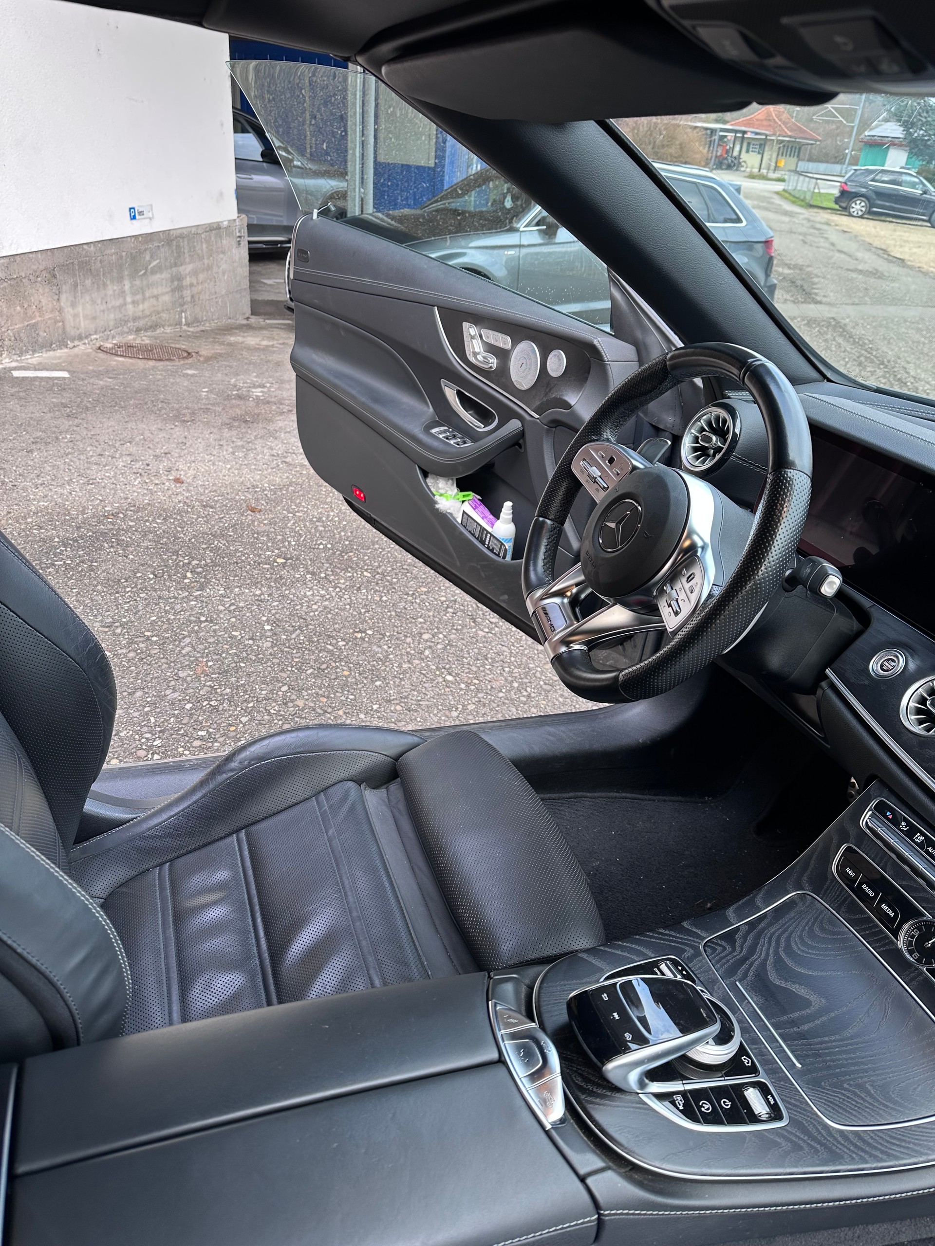MERCEDES-BENZ E 53Cabriolet AMG 4 Matic+ 9G-Tronic-image-2