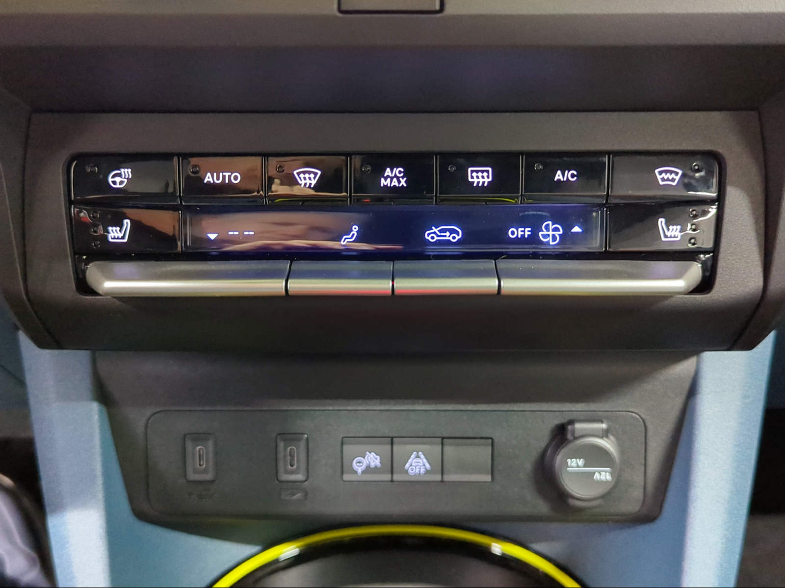 FIAT Grande Panda Elektro La Prima-image-11