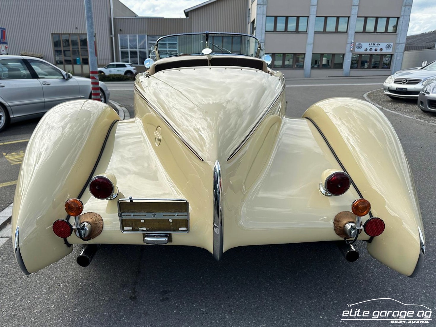 AUBURN 851 BOATTAIL SP-image-4
