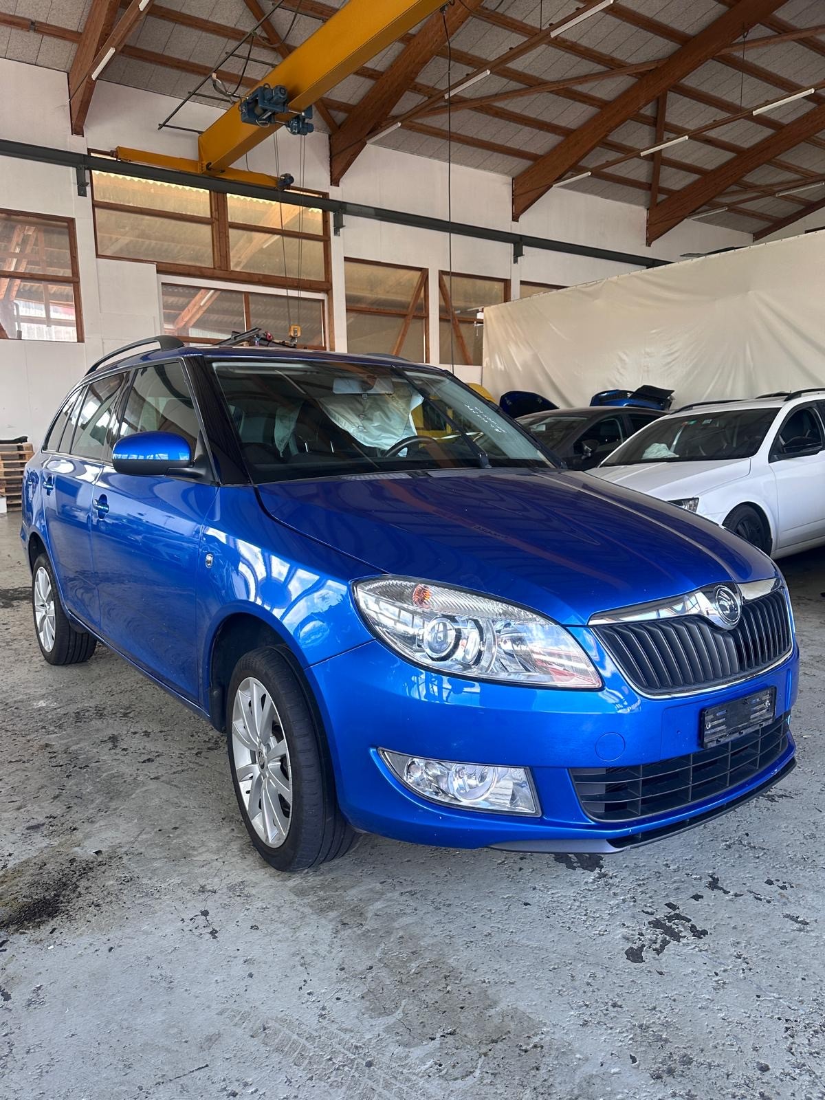 SKODA Fabia 1.2 TSI Ambition Plus-image-2
