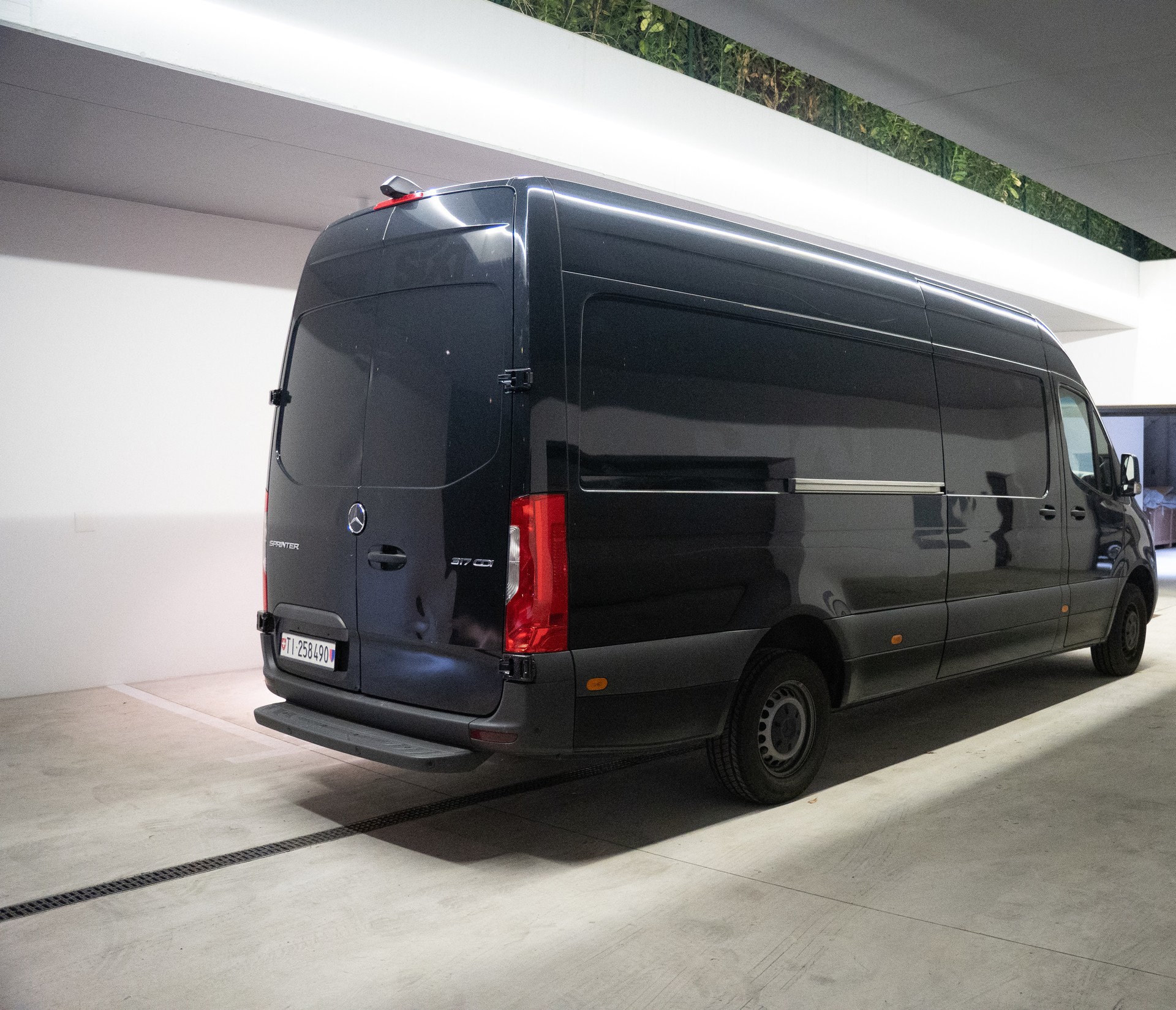MERCEDES-BENZ Sprinter 317 CDI Lang-image-1