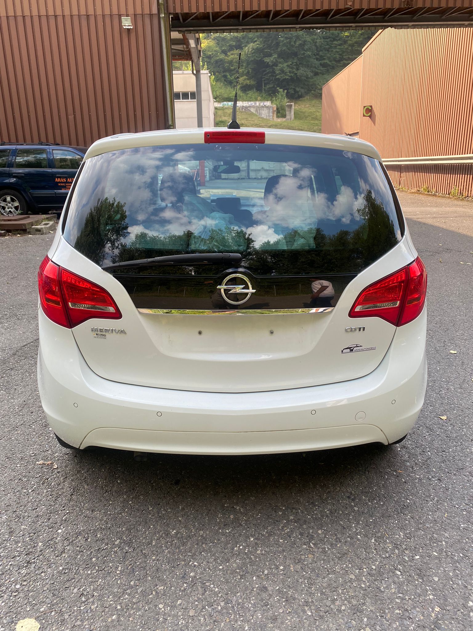 OPEL Meriva 1.7 CDTi Enjoy Automatic-image-5