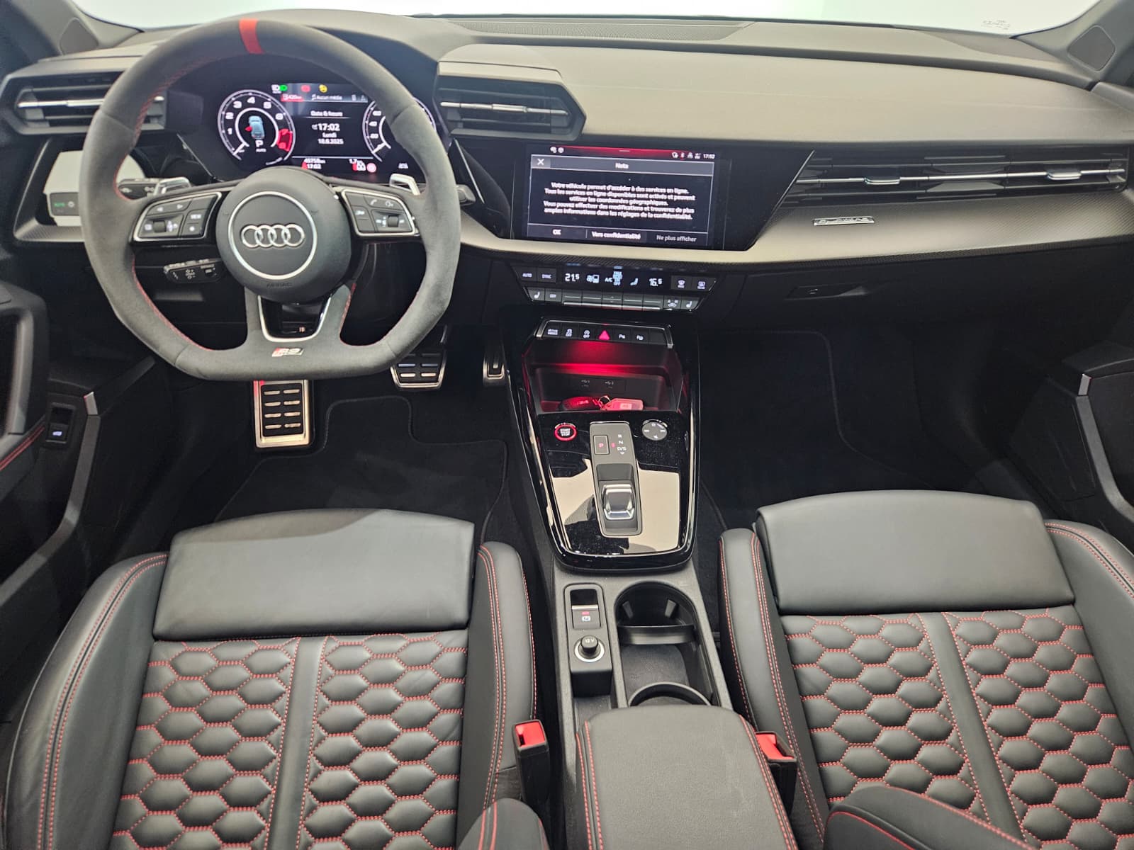 AUDI RS3 Sportback 2.5 TSI quattro S-tronic-image-9