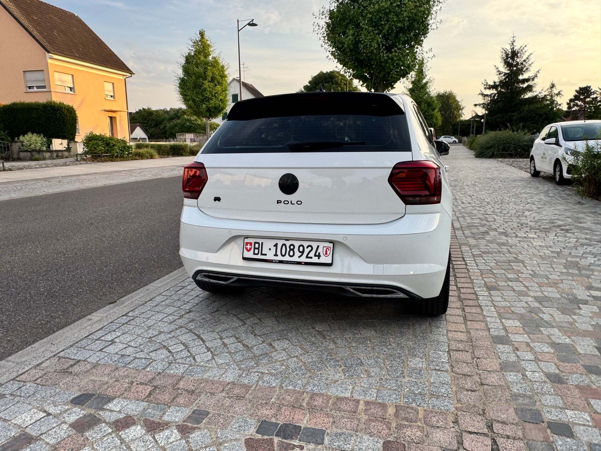 VW Polo 1.0 TSI BMT Comfortline-image-2