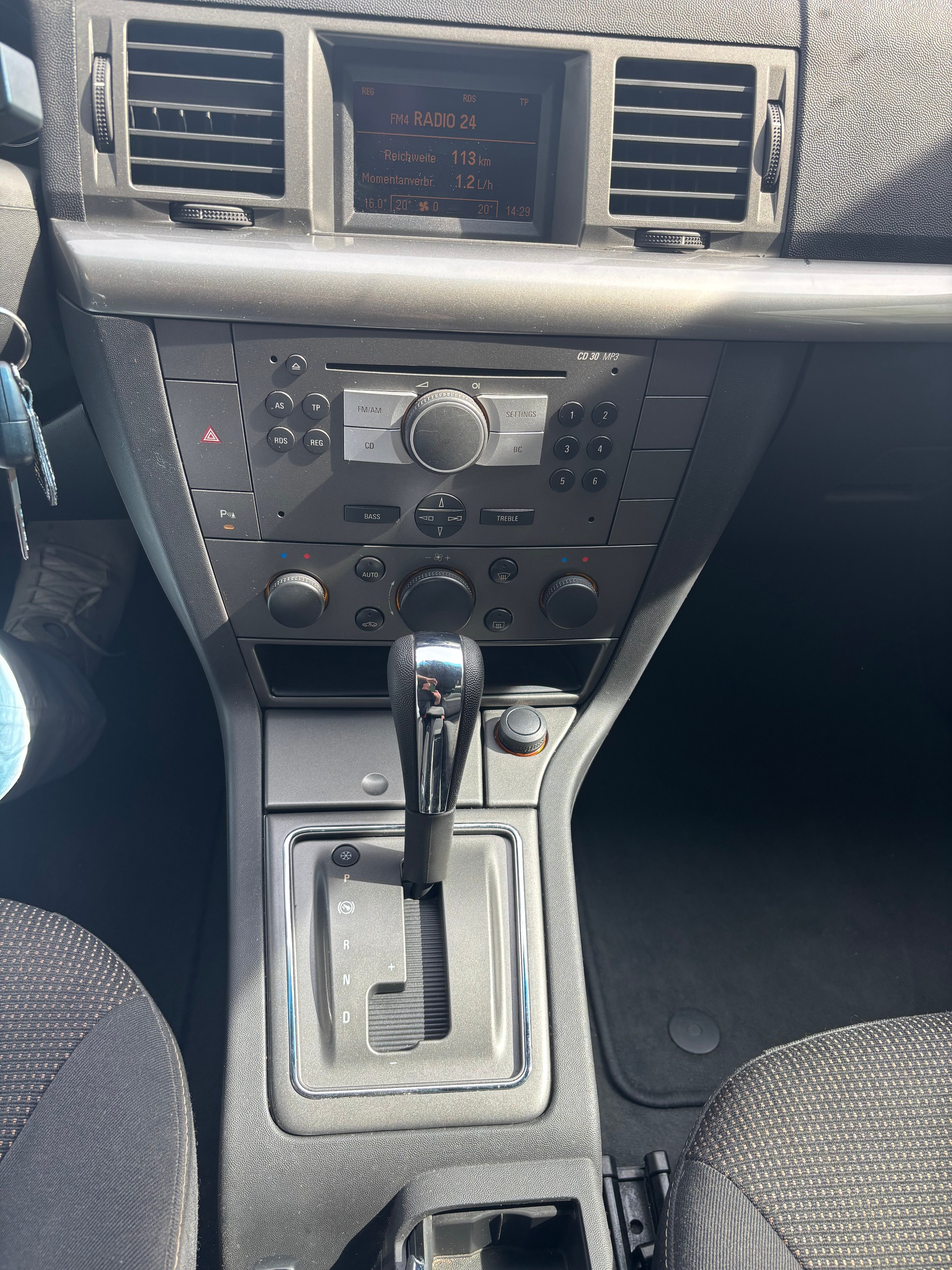 OPEL Signum 2.2-image-10