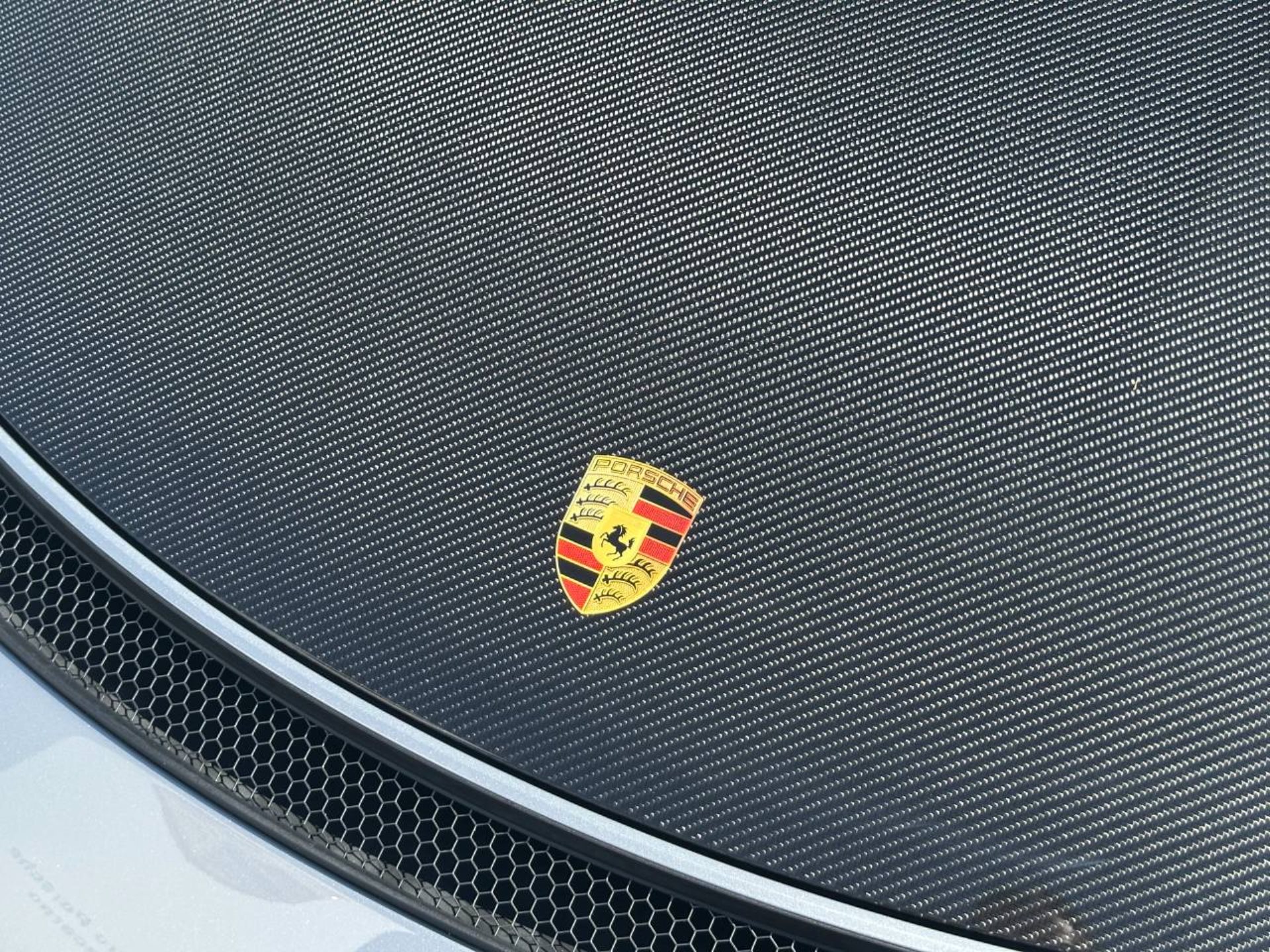PORSCHE 718 Spyder RS (MY24)-image-15