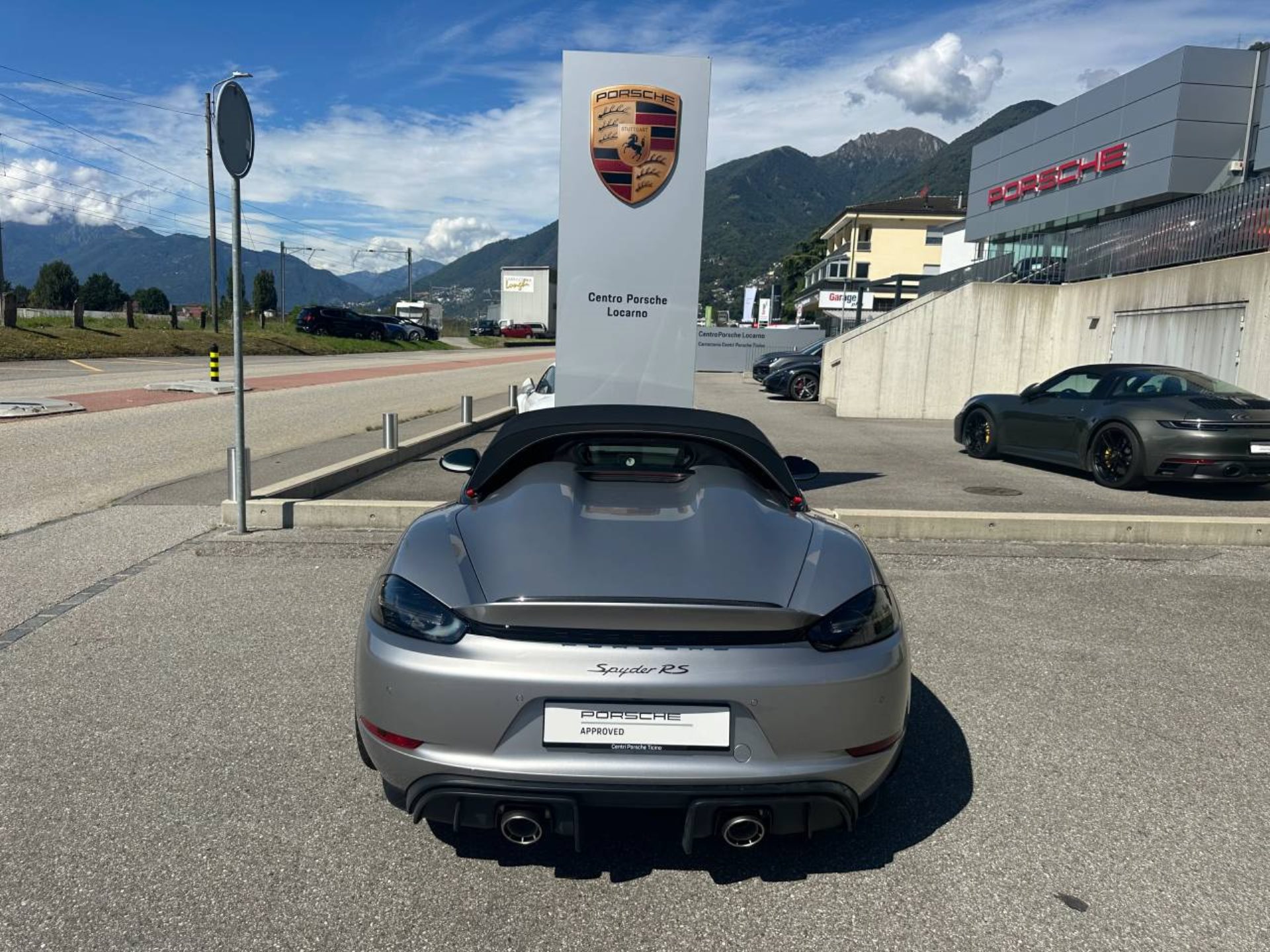 PORSCHE 718 Spyder RS (MY24)-image-5