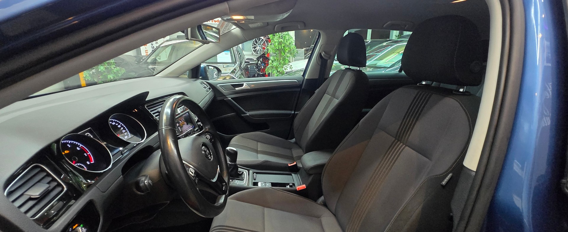 VW Golf 1.2 TSI Allstar DSG-image-31