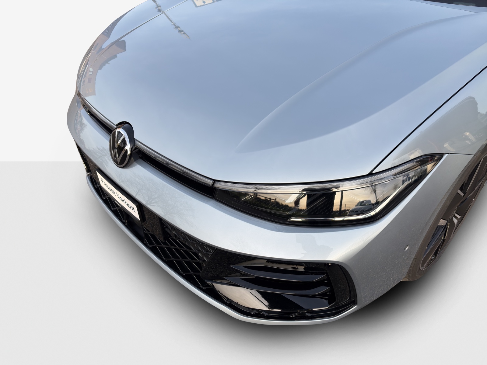 VW Passat Variant 2.0 TSI evo4 R-Line 4 Motion DSG-image-14