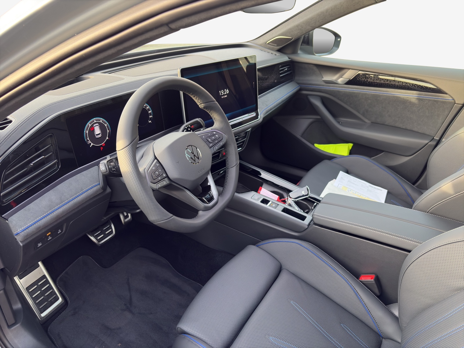 VW Passat Variant 2.0 TSI evo4 R-Line 4 Motion DSG-image-10