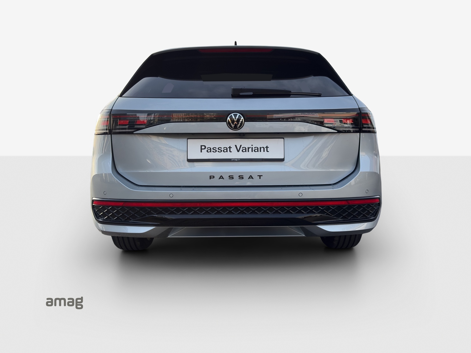VW Passat Variant 2.0 TSI evo4 R-Line 4 Motion DSG-image-3