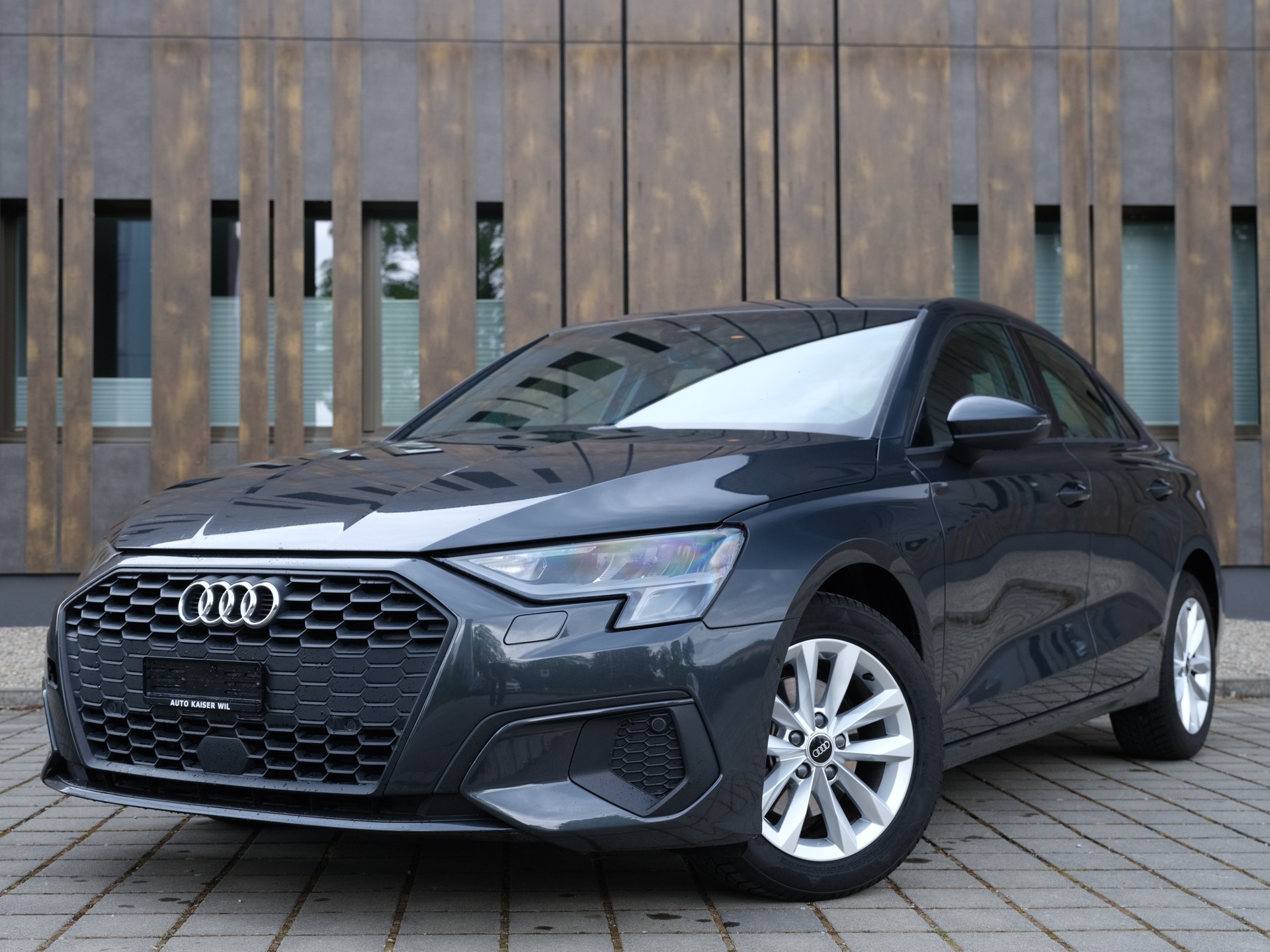 AUDI Audi A3 Limousine 30TFSI-image-0
