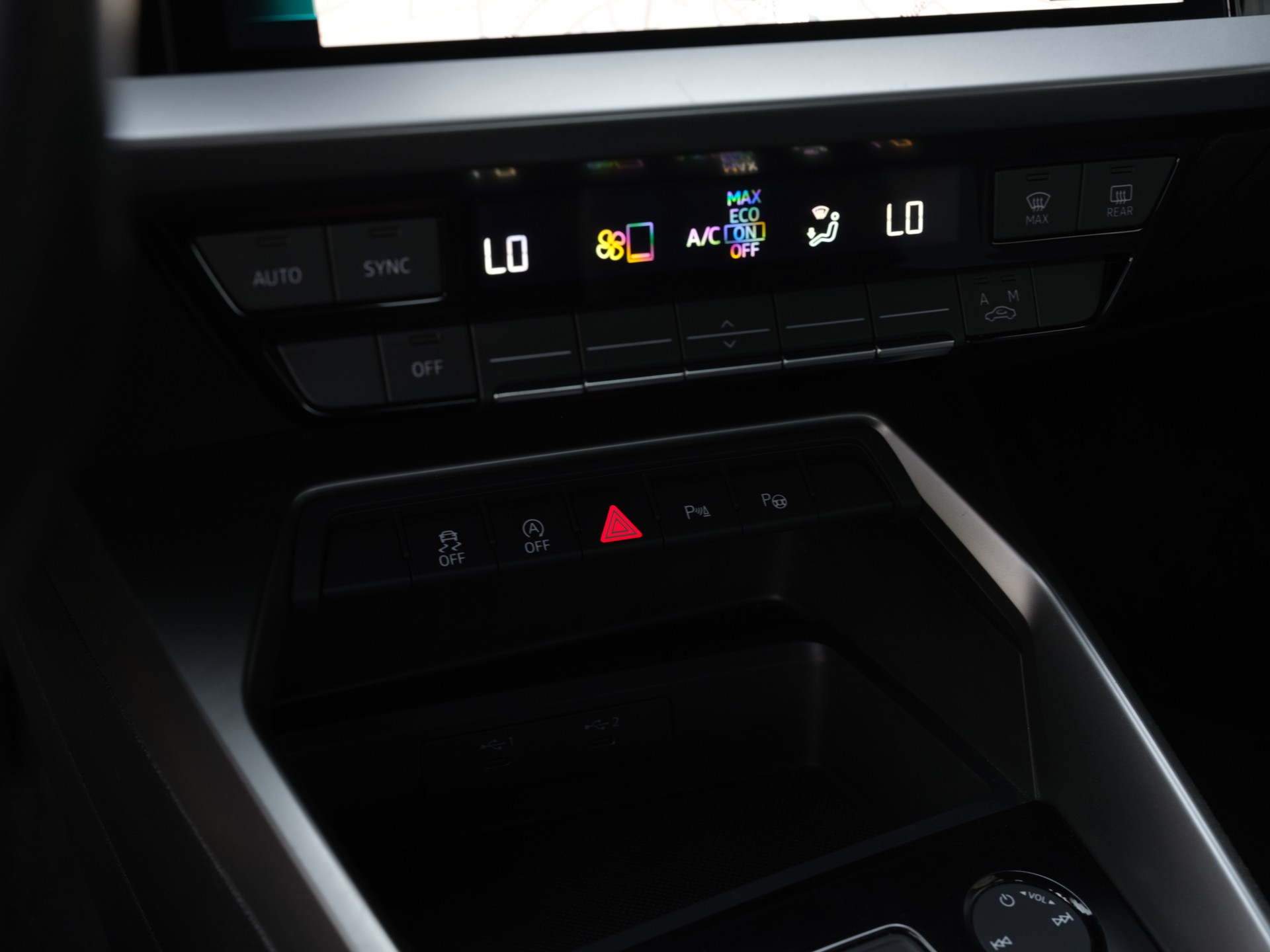 AUDI Audi A3 Limousine 30TFSI-image-13