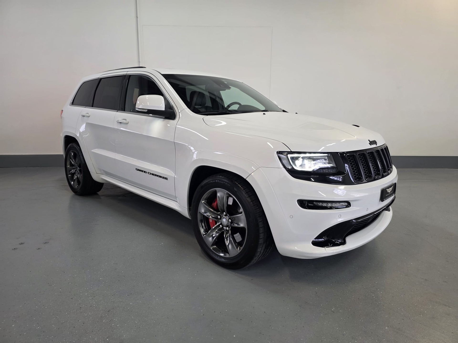 JEEP Grand Cherokee 6.4 V8 HEMI SRT8 Red Vapor Aut.-image-2