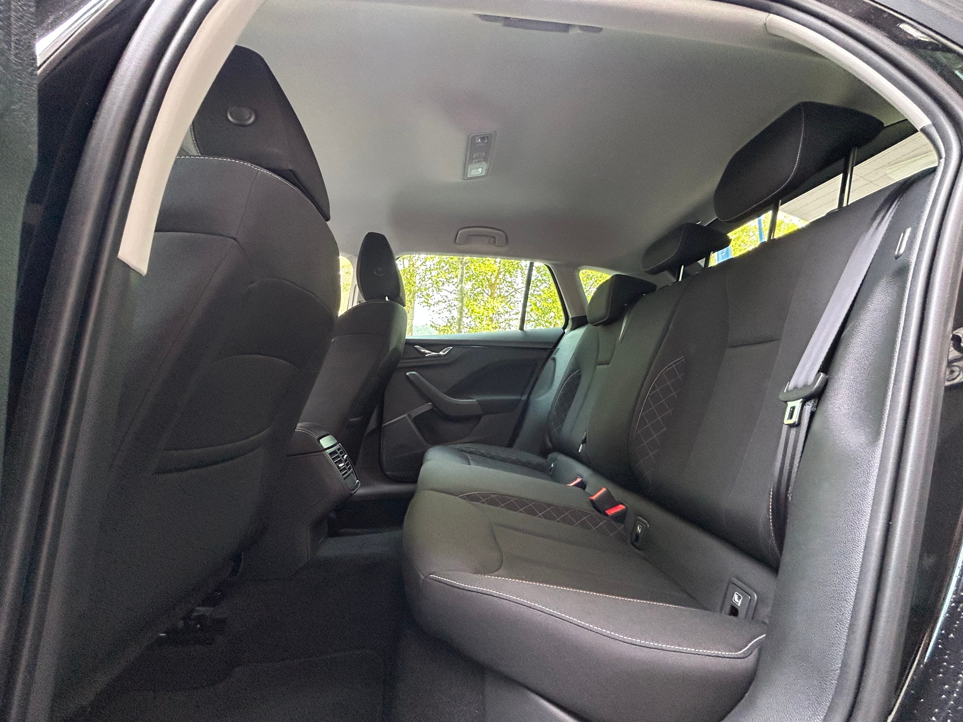 SKODA Scala 1.0 TSI Fresh-image-10