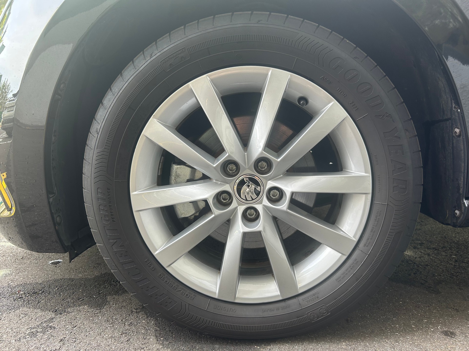 SKODA Scala 1.0 TSI Fresh-image-12